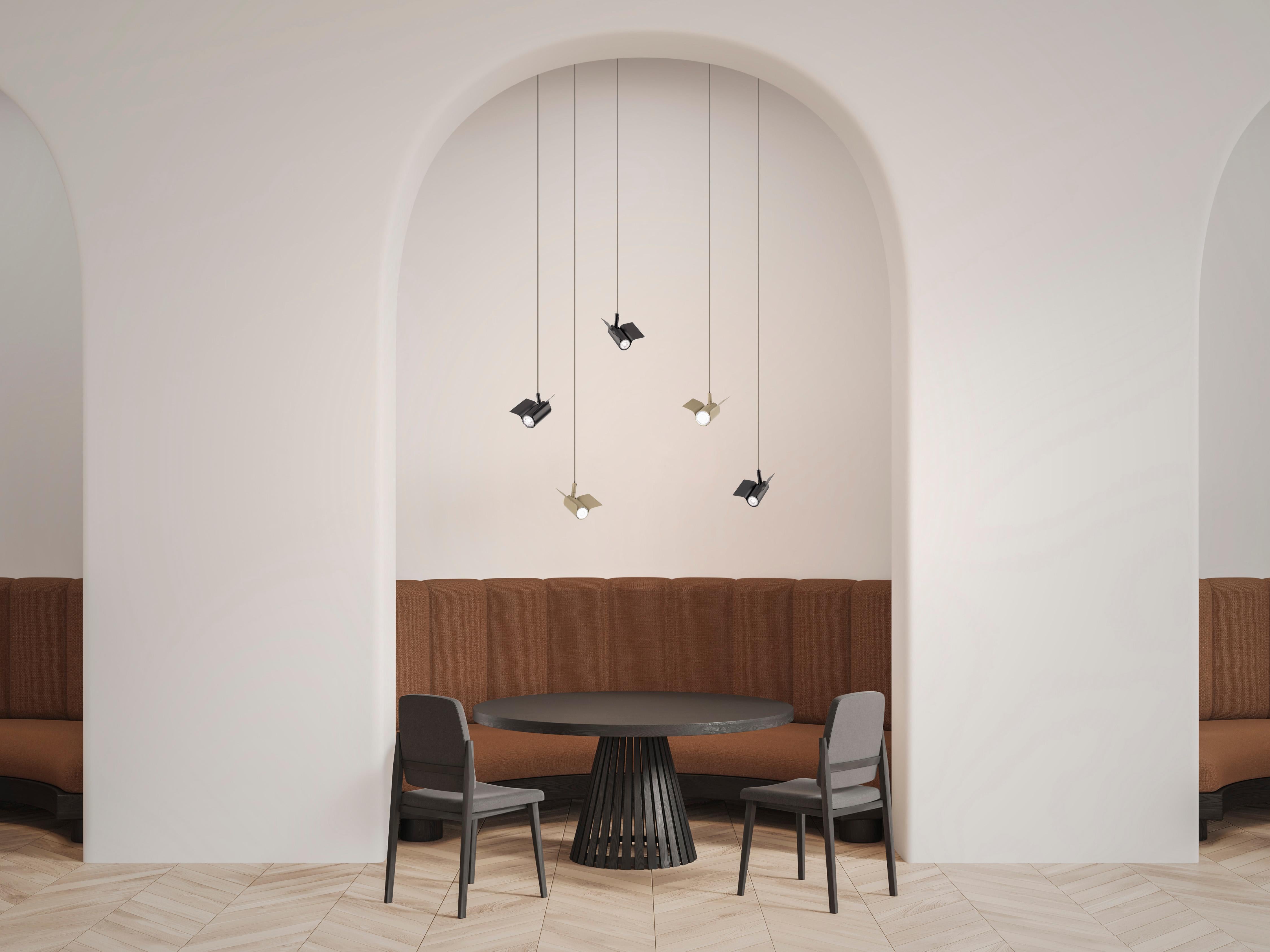 Postmoderno Lampada a sospensione Rondine Small di Euroluce Lampadari in vendita