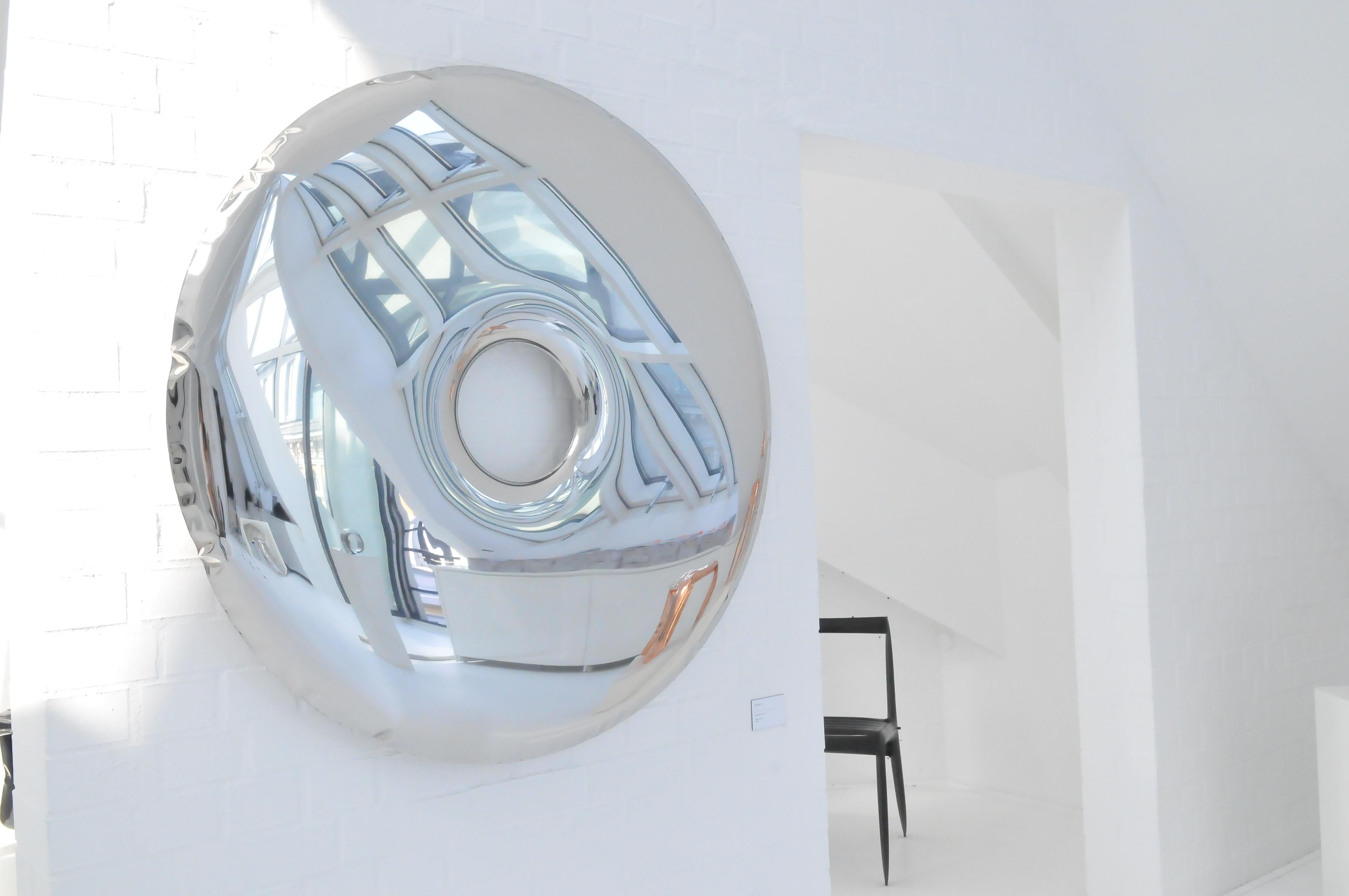 Postmoderne Miroir mural décoratif Rondo 120 en acier inoxydable poli, Zieta en vente