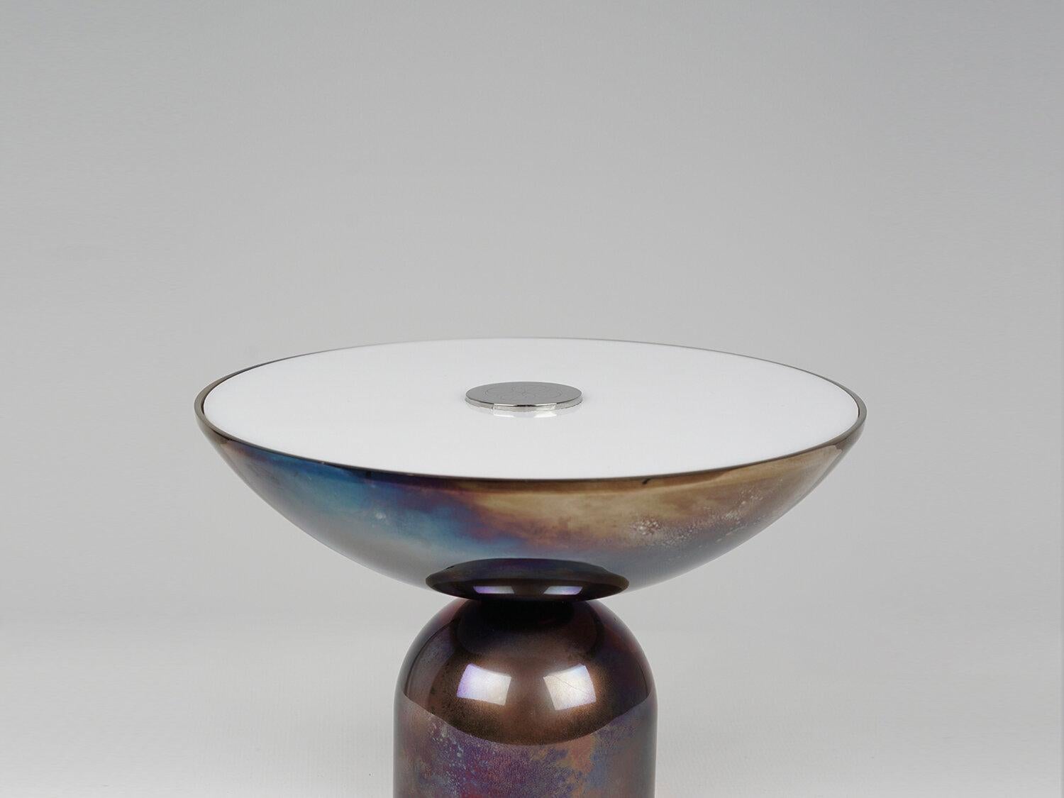Rone Contemporary LED Sculptural Brass Table Light, Handmade in Sweden im Zustand „Neu“ im Angebot in Torslanda, SE
