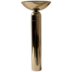 Rone Contemporary LED Sculptural Brass Table Light, Handmade in Sweden (Lampe de table en laiton sculpturale à LED, fabriquée à la main en Suède)