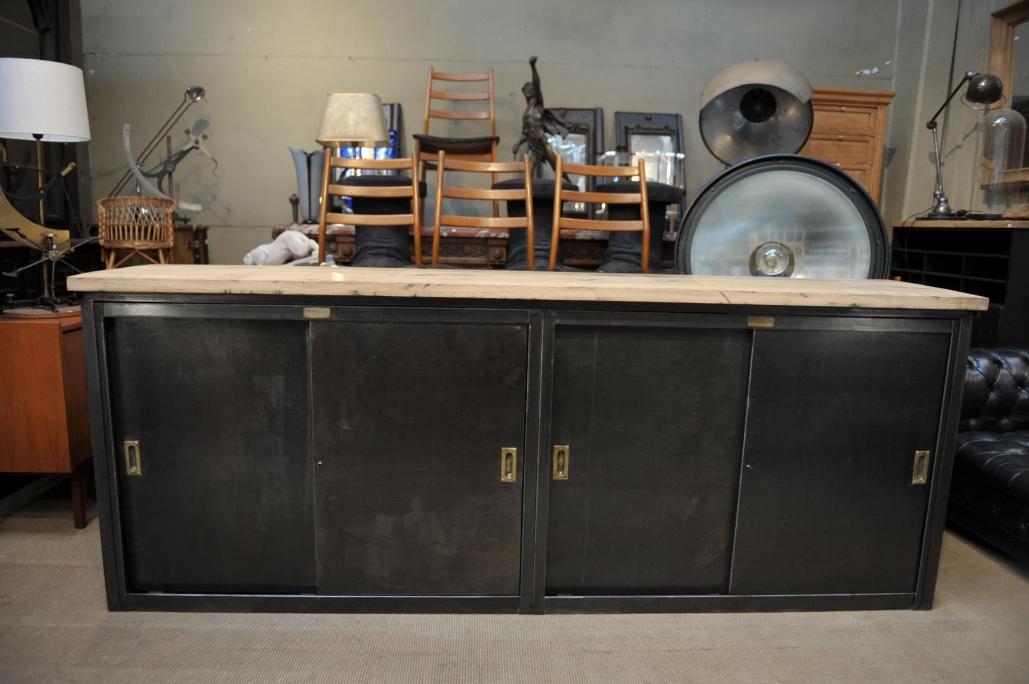 Ronéo Paris 4 Sliding Doors Industrial Iron Cabinet, circa 1950 For Sale 2