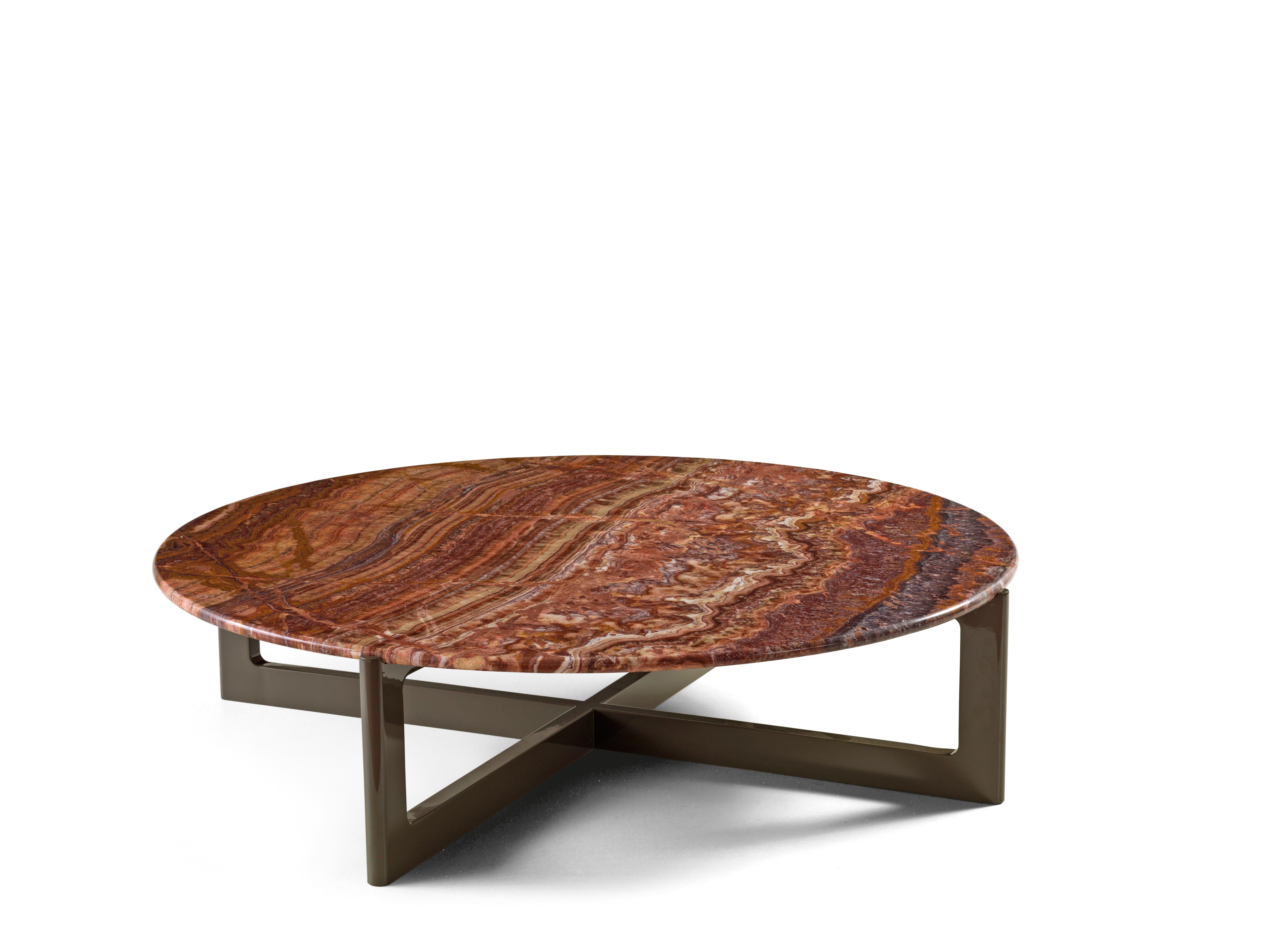 Table basse Ronin 5038 par Redeco
Dimensions : L 123 x P 123 x H 30 cm
Matériaux : Structure en bois massif. Disponible avec un plateau en marbre ou laqué. Base en finition Ebony laquée haute brillance. Plateau en marbre rouge Onix.

ReDéco est une