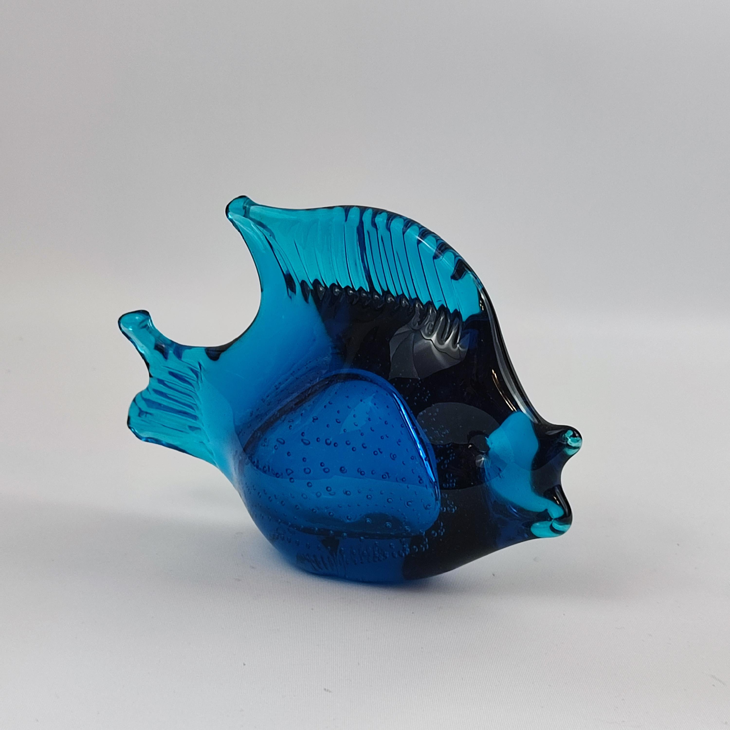 Ronneby, Svezia, Pesce di vetro blu, Vetro artistico, anni '70 in vendita 4