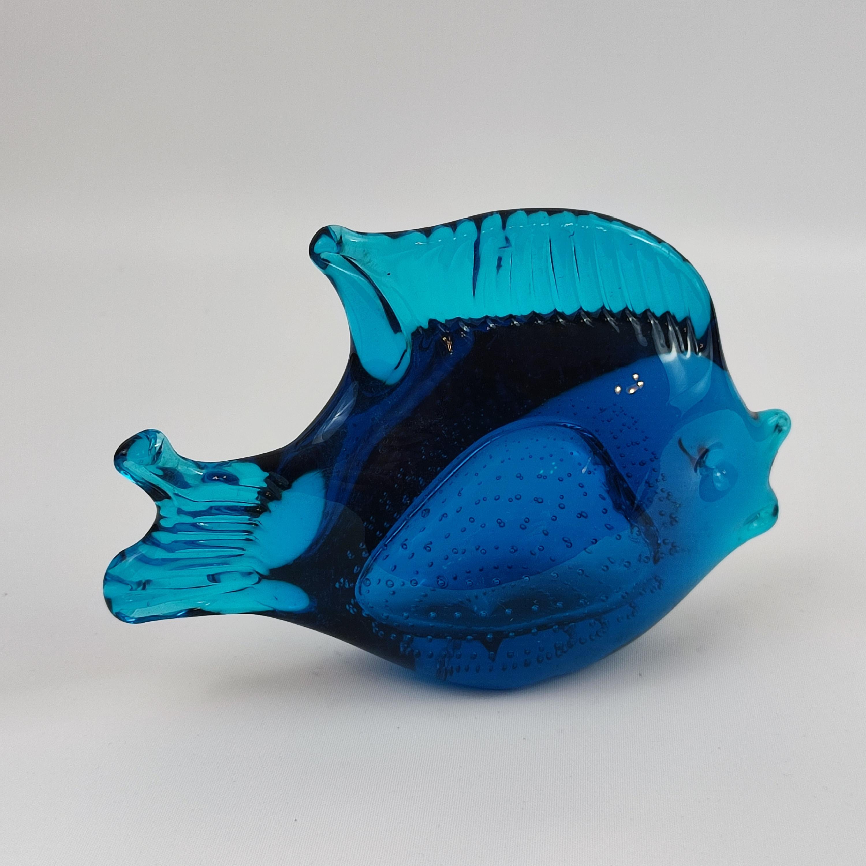 Ronneby, Svezia, Pesce di vetro blu, Vetro artistico, anni '70 in vendita 6