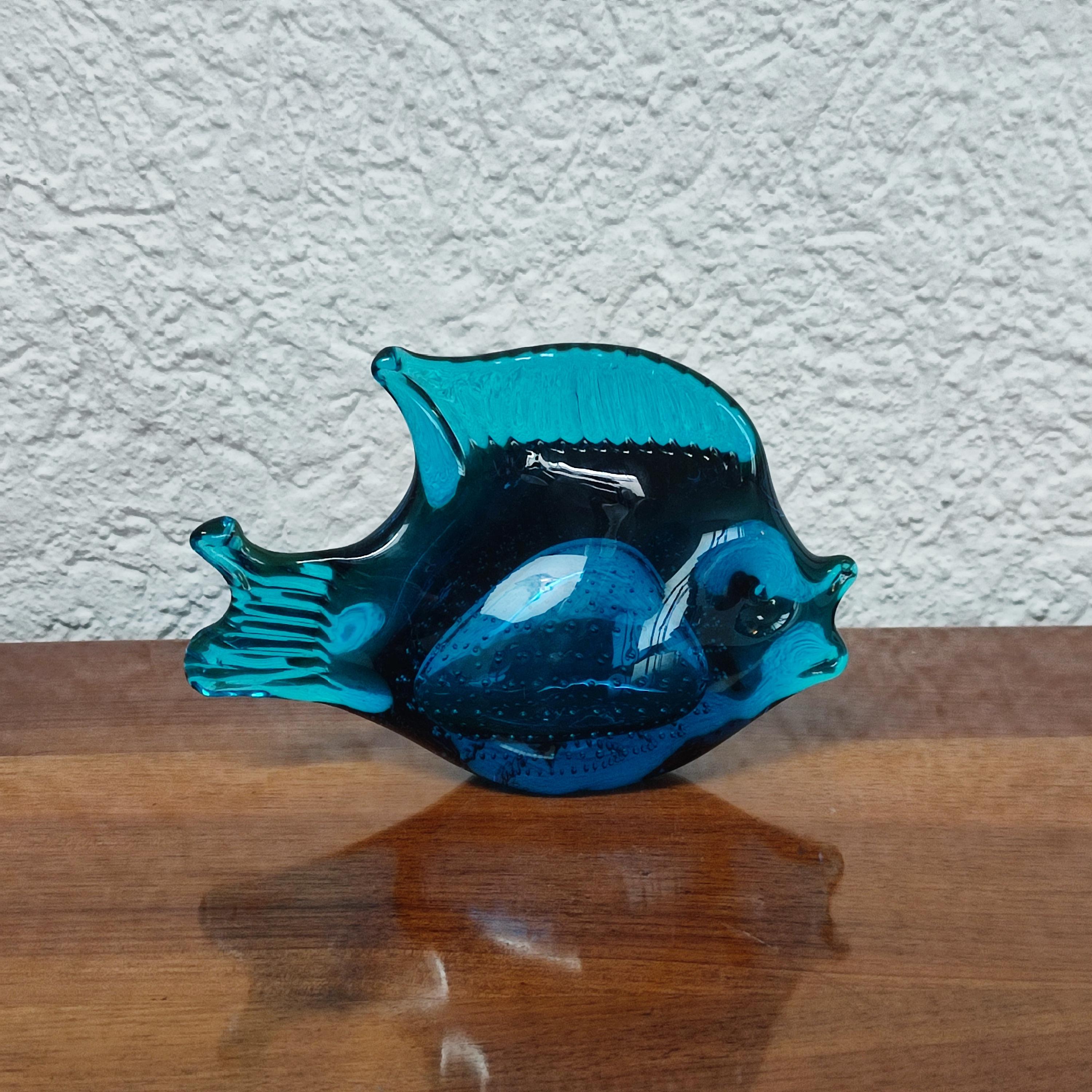 Ronneby, Svezia, Pesce di vetro blu, Vetro artistico, anni '70 in vendita 8