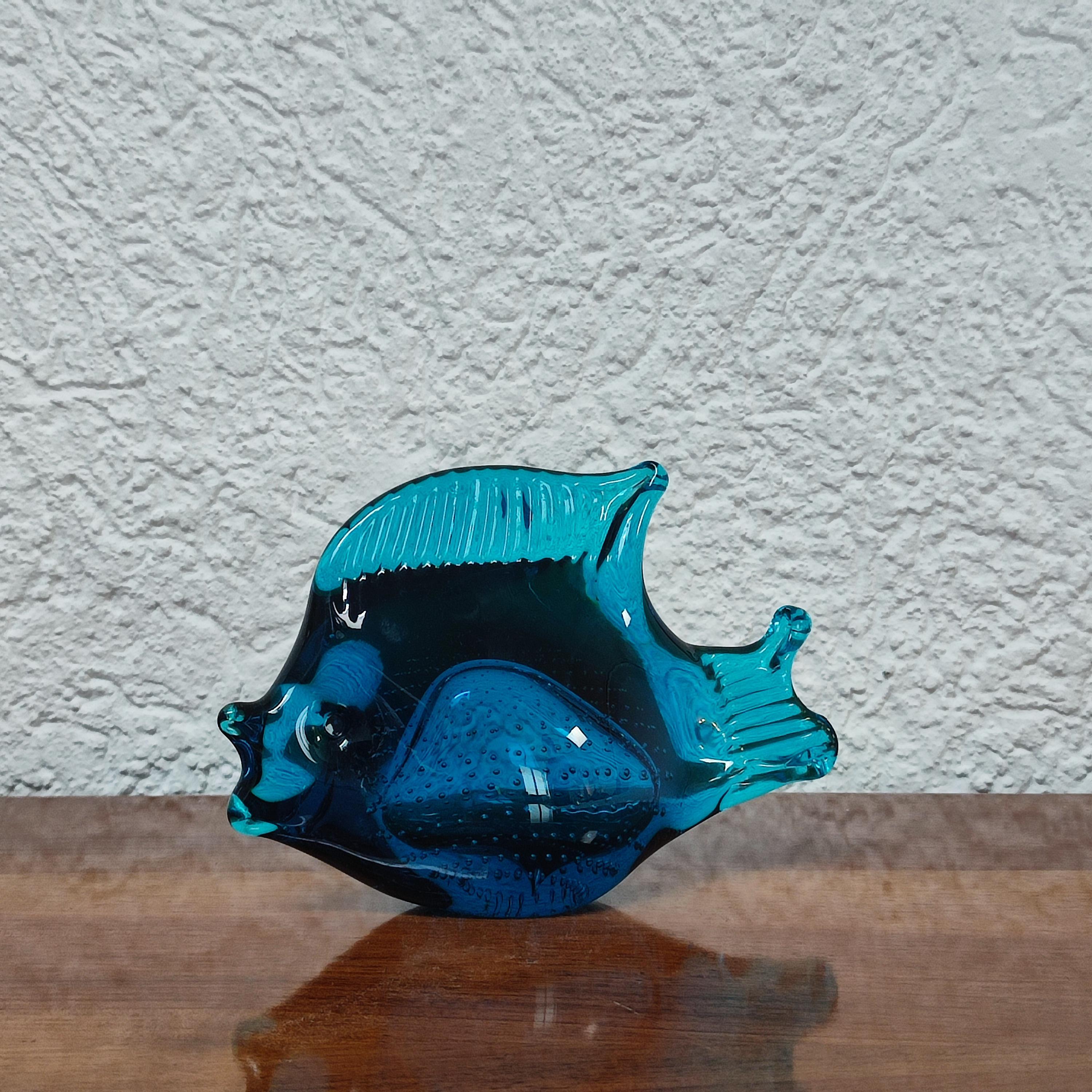 Ronneby, Svezia, Pesce di vetro blu, Vetro artistico, anni '70 in vendita 10
