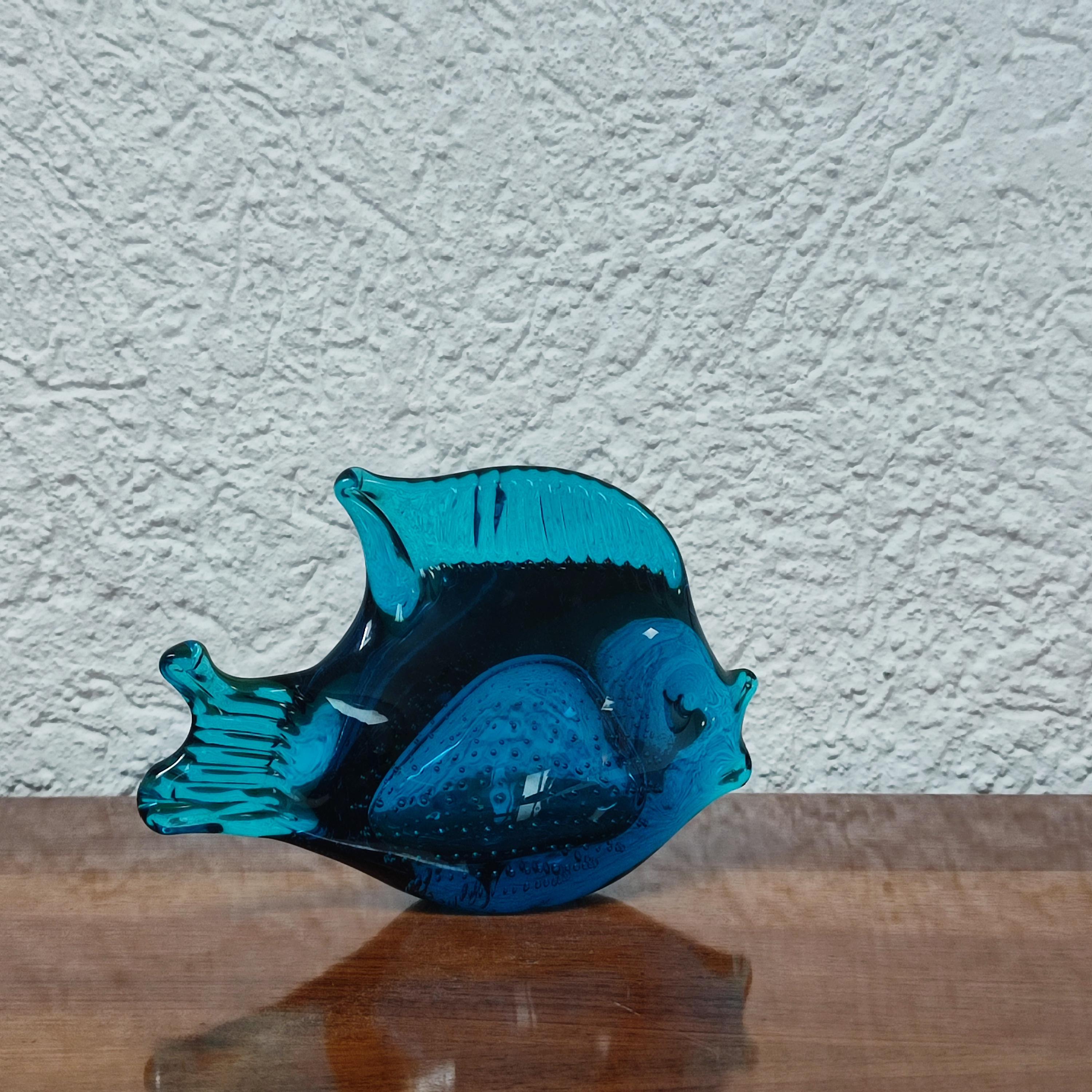 Ronneby, Svezia, Pesce di vetro blu, Vetro artistico, anni '70 in vendita 11