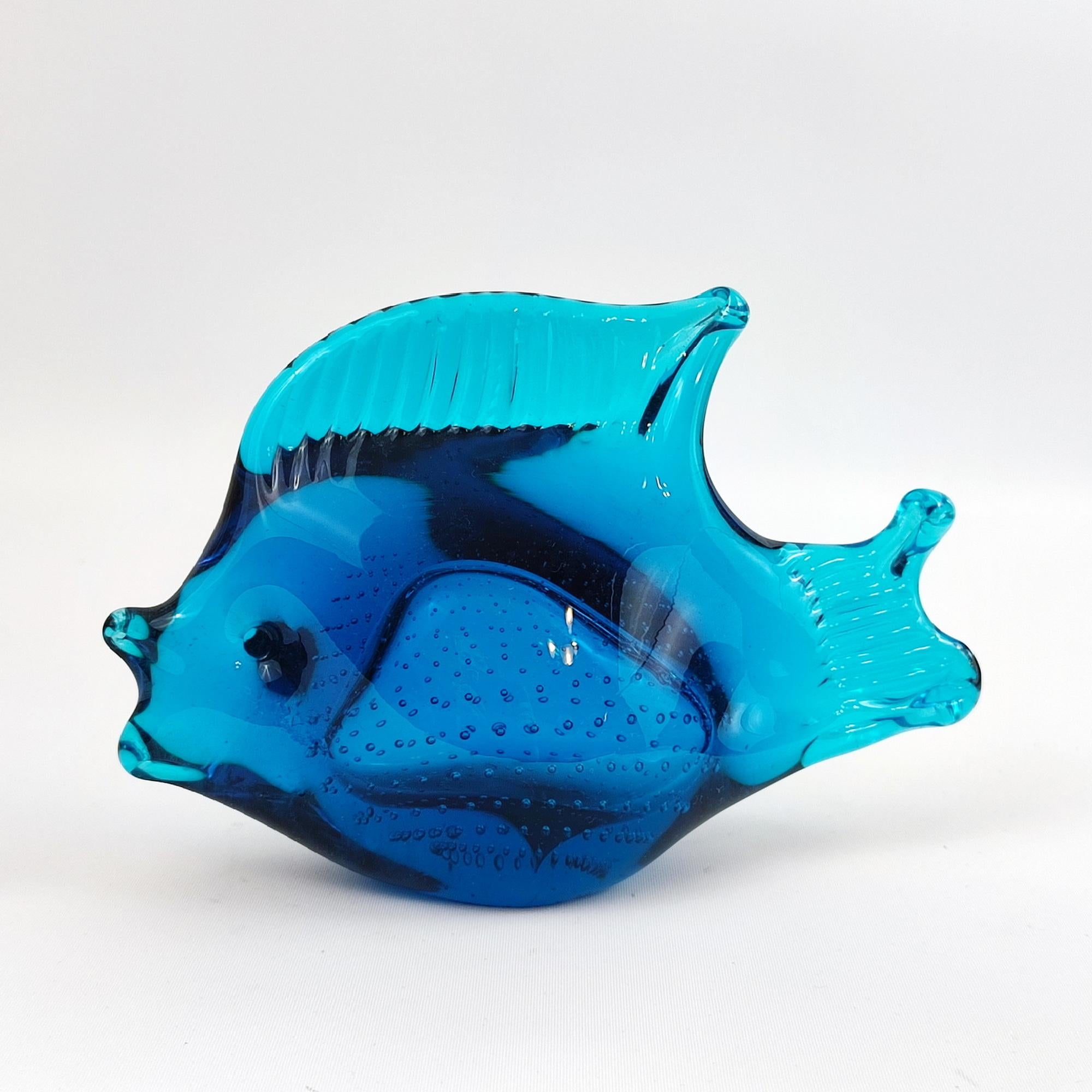Ronneby, Svezia, Pesce di vetro blu, Vetro artistico, anni '70 In condizioni ottime in vendita a Bochum, NRW