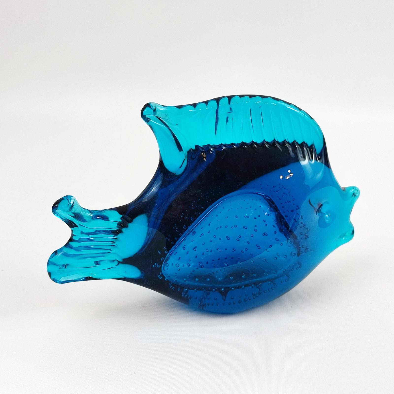 Ronneby, Svezia, Pesce di vetro blu, Vetro artistico, anni '70 in vendita 2