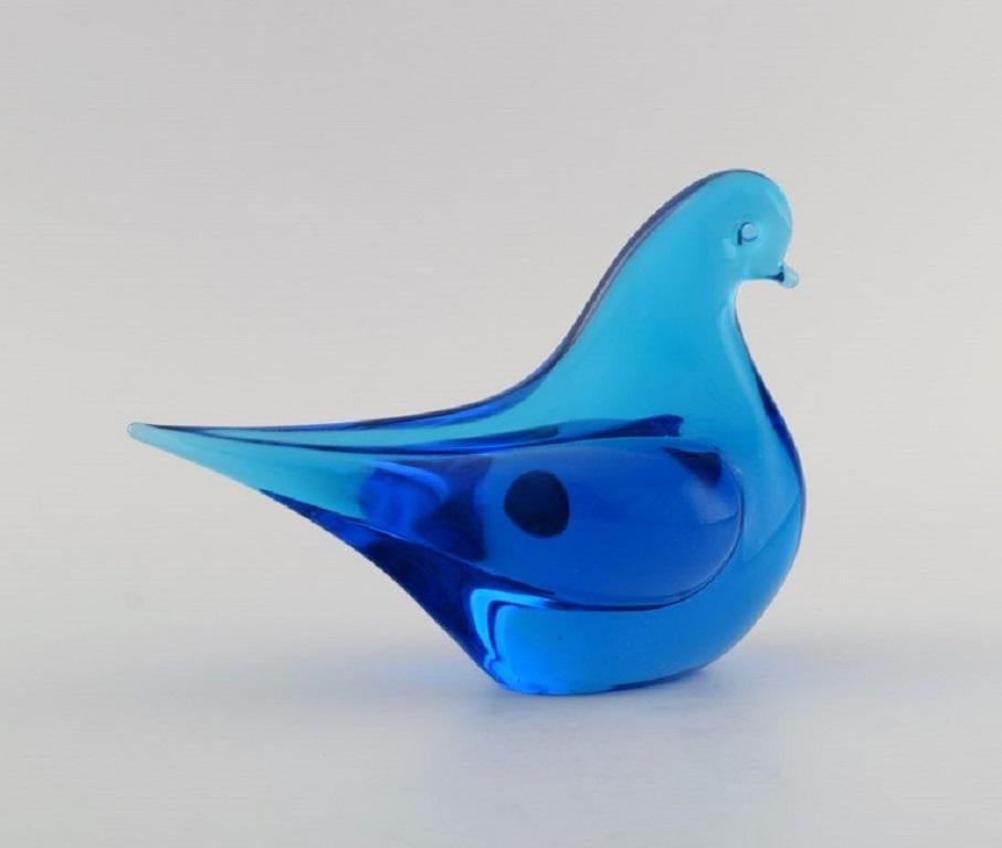 Ronneby, Sweden, Five Birds in Blue Mouth-Blown Art Glass, 1970s In Excellent Condition For Sale In Copenhagen, DK