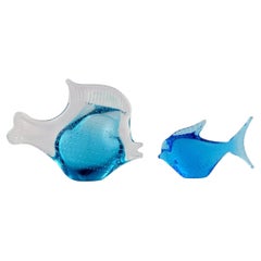 Deux poissons en verre d'art soufflé à la bouche bleu Ronneby, Suède, 1970