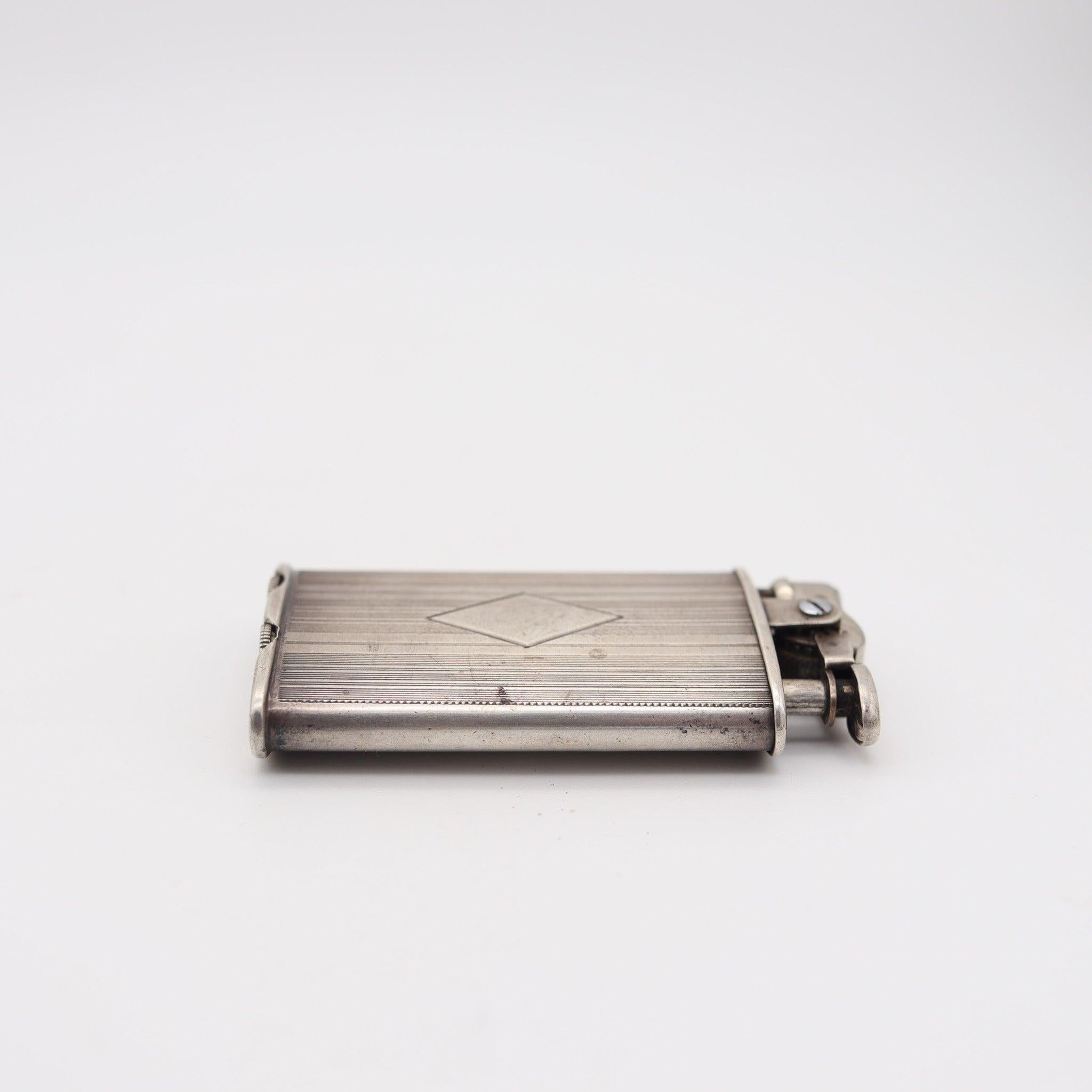 RONSON 1928 Junior Sport First Thumb Model Petrol Lighter In .925 Sterling Excellent état - En vente à Miami, FL