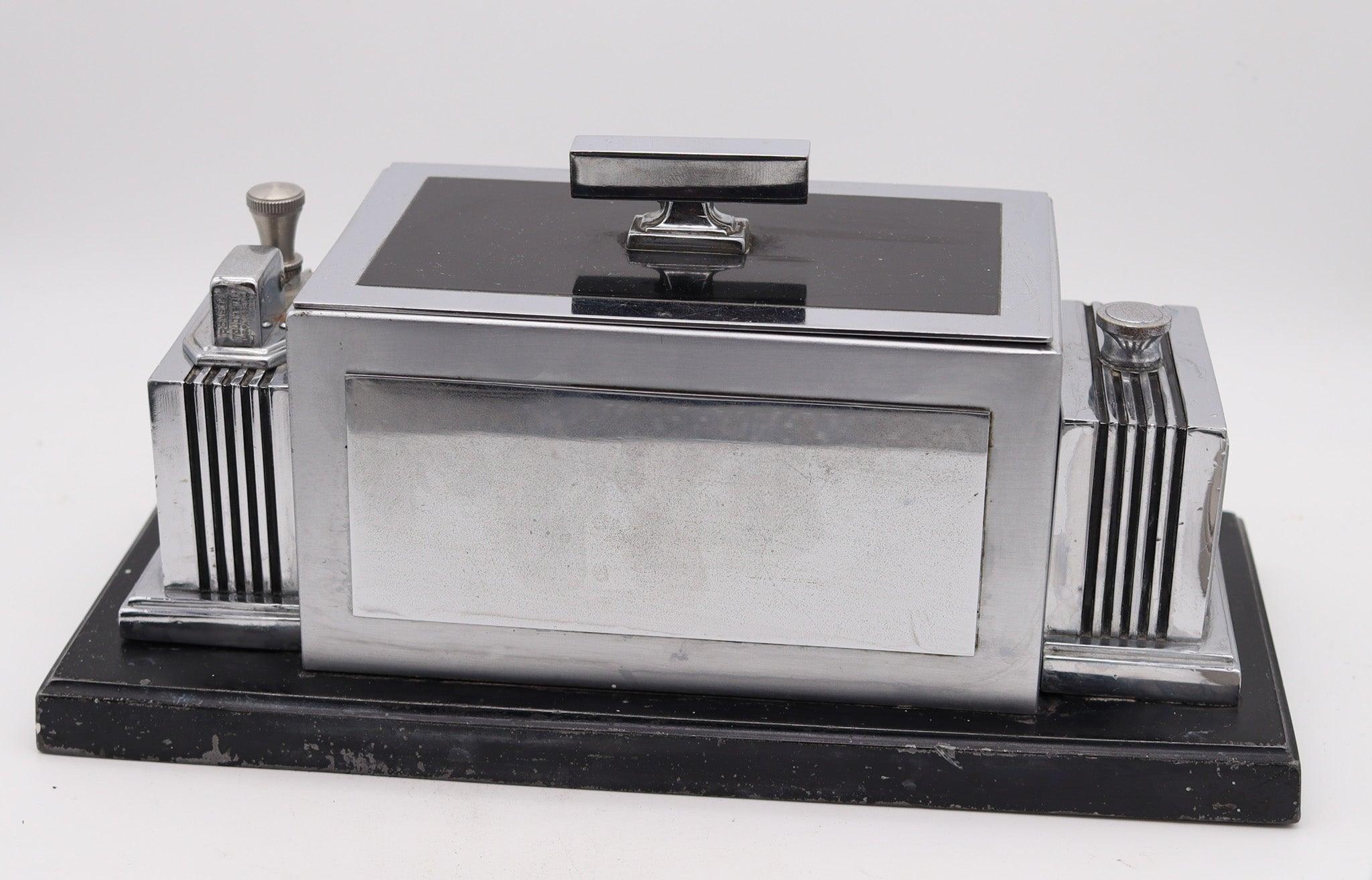 RONSON 1936 Art-Deco Machin Alter Zigarre Humidor Schreibtisch Box mit Touch-Tip Striker (Art déco) im Angebot