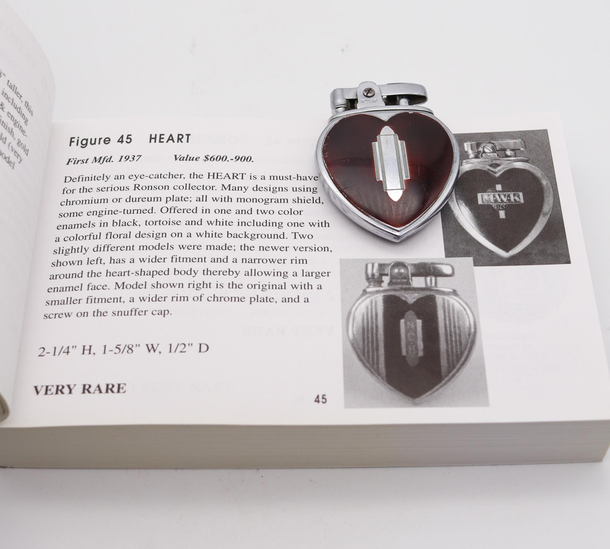 Acier Ronson 1937 Art Déco Heart Lighter en fausse laque de tortue et acier chromé en vente