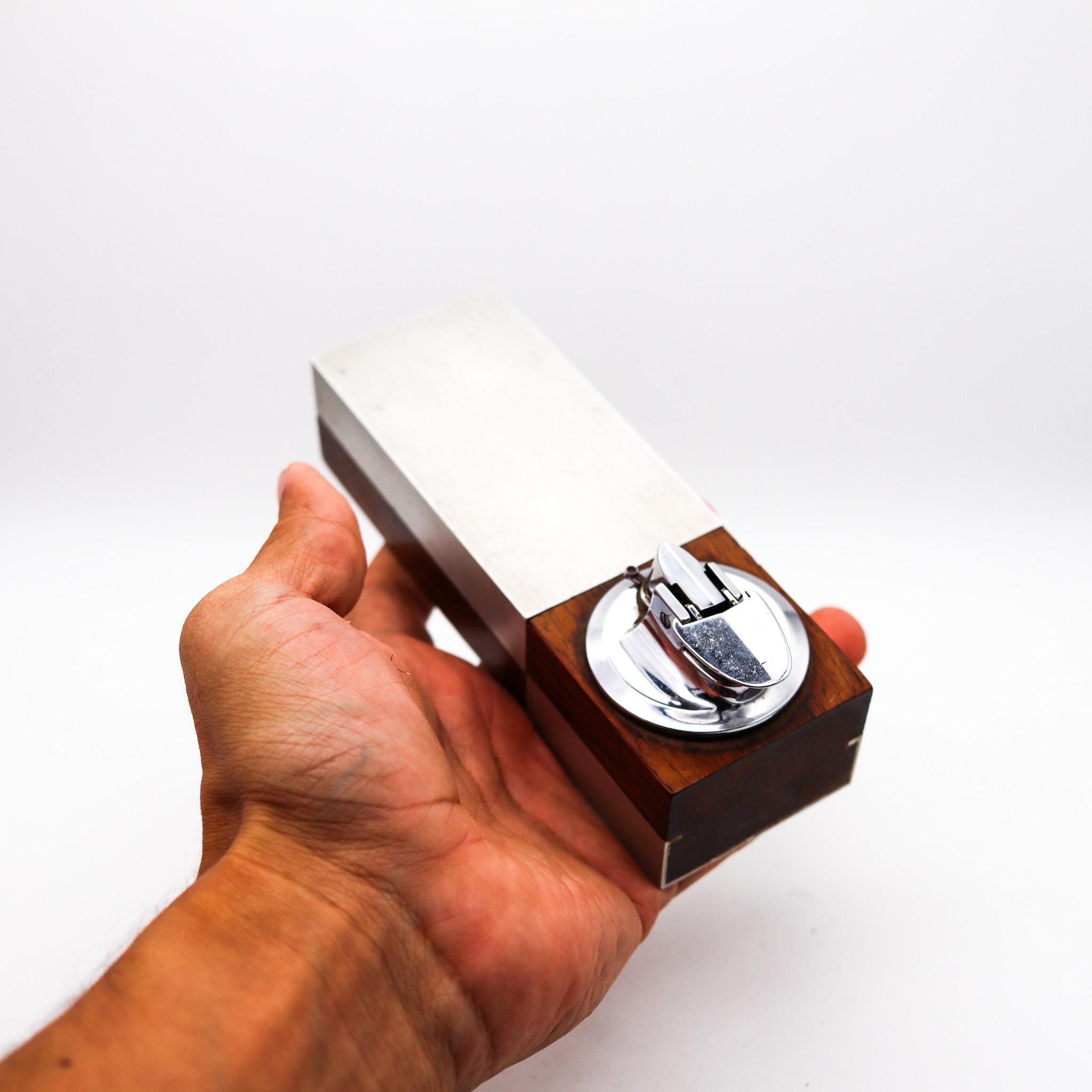 Ronson 1960 Modernist Cigarette Box With Lighter Cedar Wood & Brushed Aluminum In Excellent Condition In Miami, FL