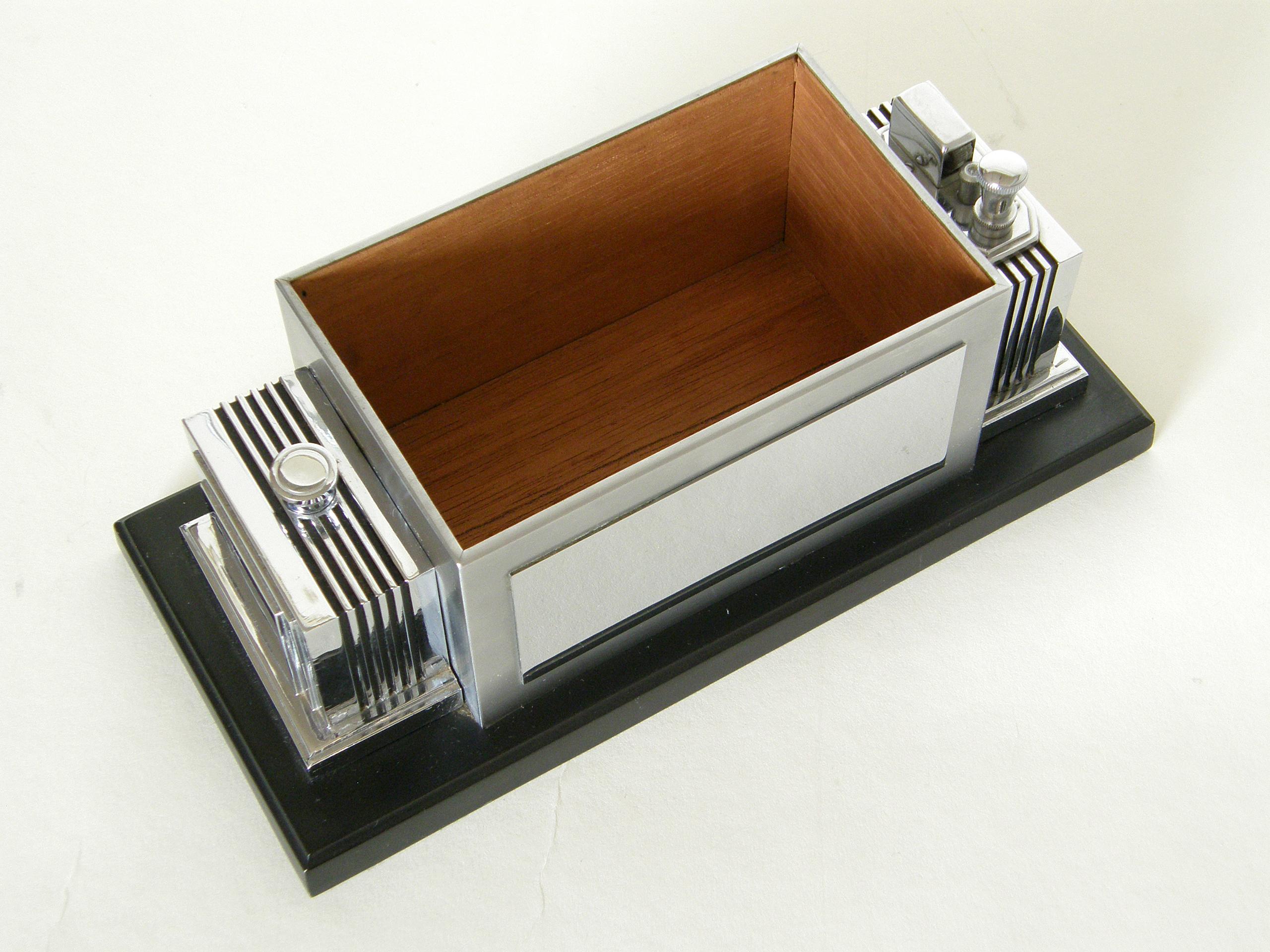 Mid-20th Century Ronson Art Deco Combination Humidor and Touch Tip Table Lighter Black and Chrome