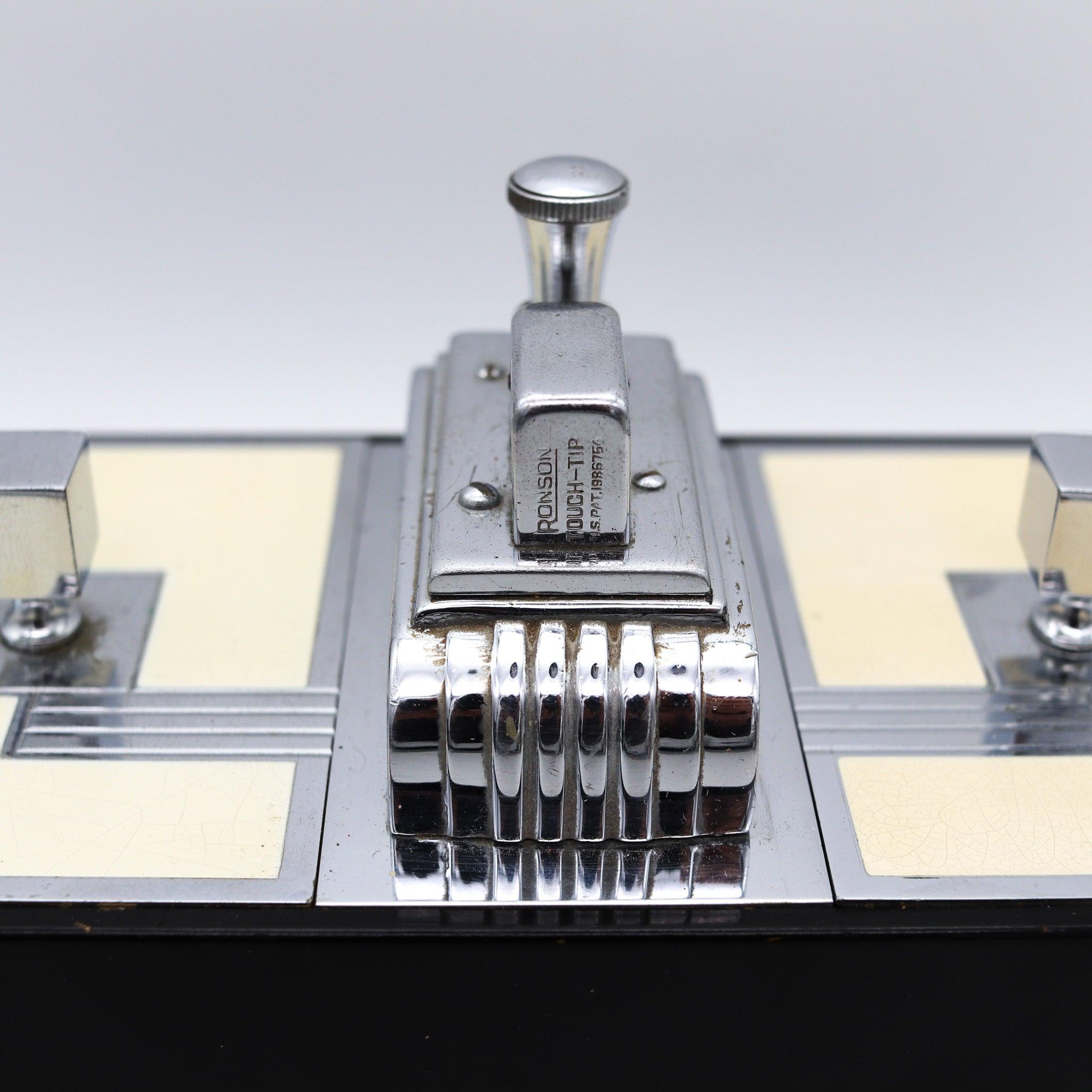RONSON USA 1935 Art Deco Black Lacquered Desk Double Box & Touch Tip Lighter In Excellent Condition In Miami, FL