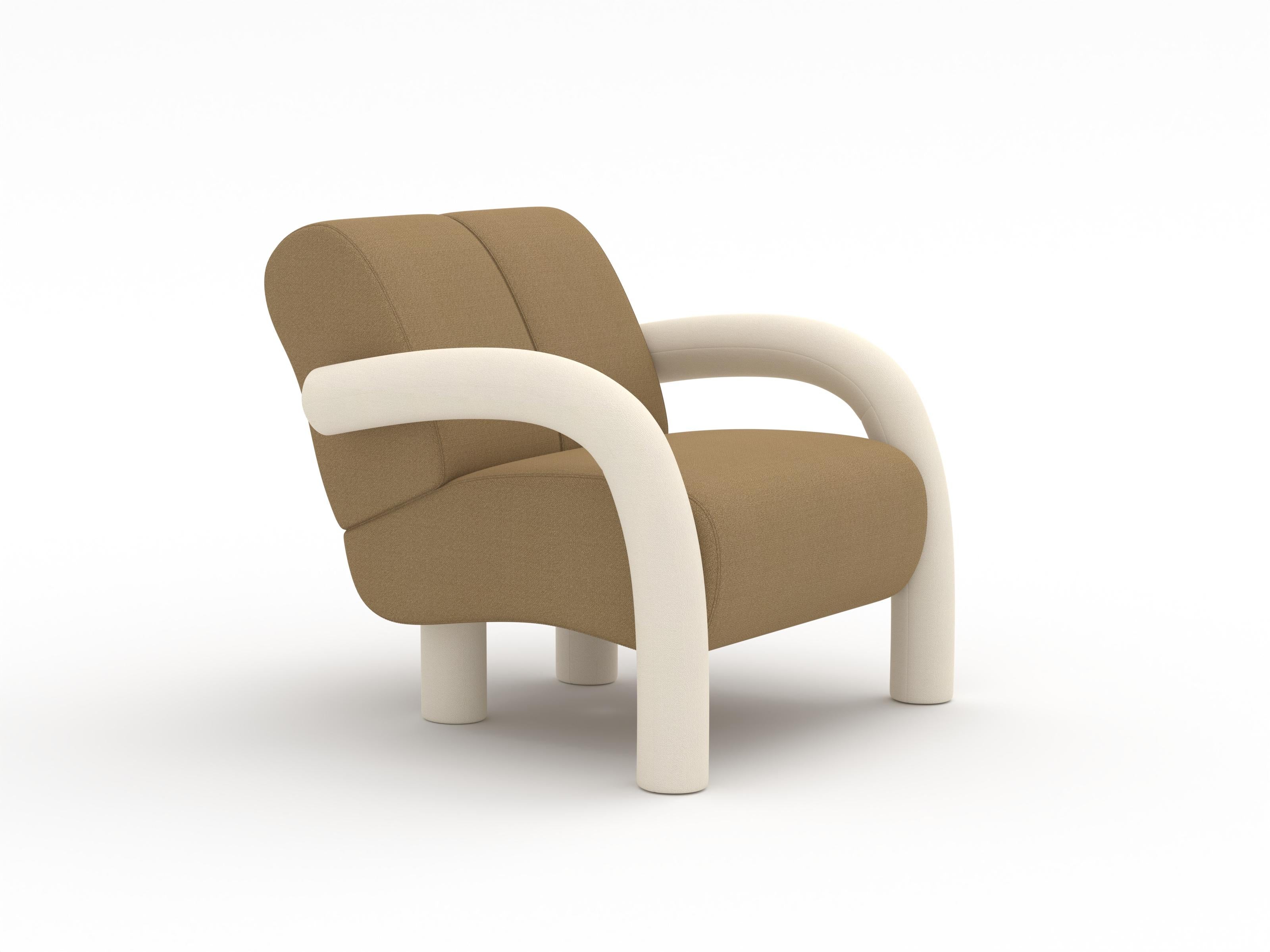 Roo Lounge Armchair von Formiing, SIT Furniture Design Award 2025 in Armchair
Stoff: Hallingdal 100/407

Mit seinem erstaunlich weich gepolsterten Korpus und den soliden, robusten Armlehnen ist der Roo Lounge Chair ein Meisterwerk des modernen
