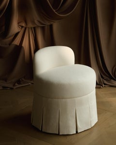 Chaise / tabouret d'appoint Roo en lin par Frances Jean