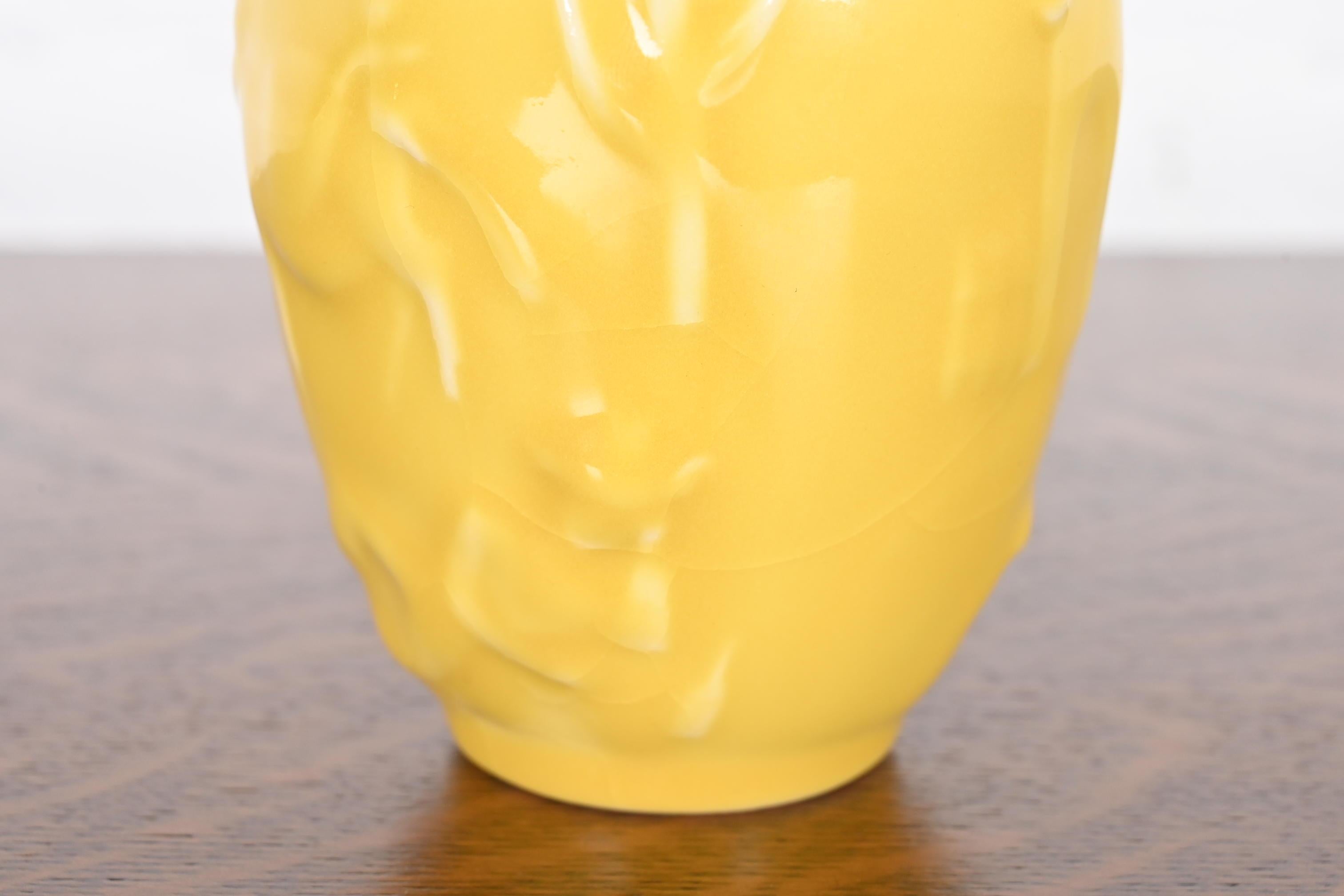 Rookwood Pottery Arts & Crafts Vase aus glasierter Keramik und Kunstkeramik, 1947 im Angebot 3