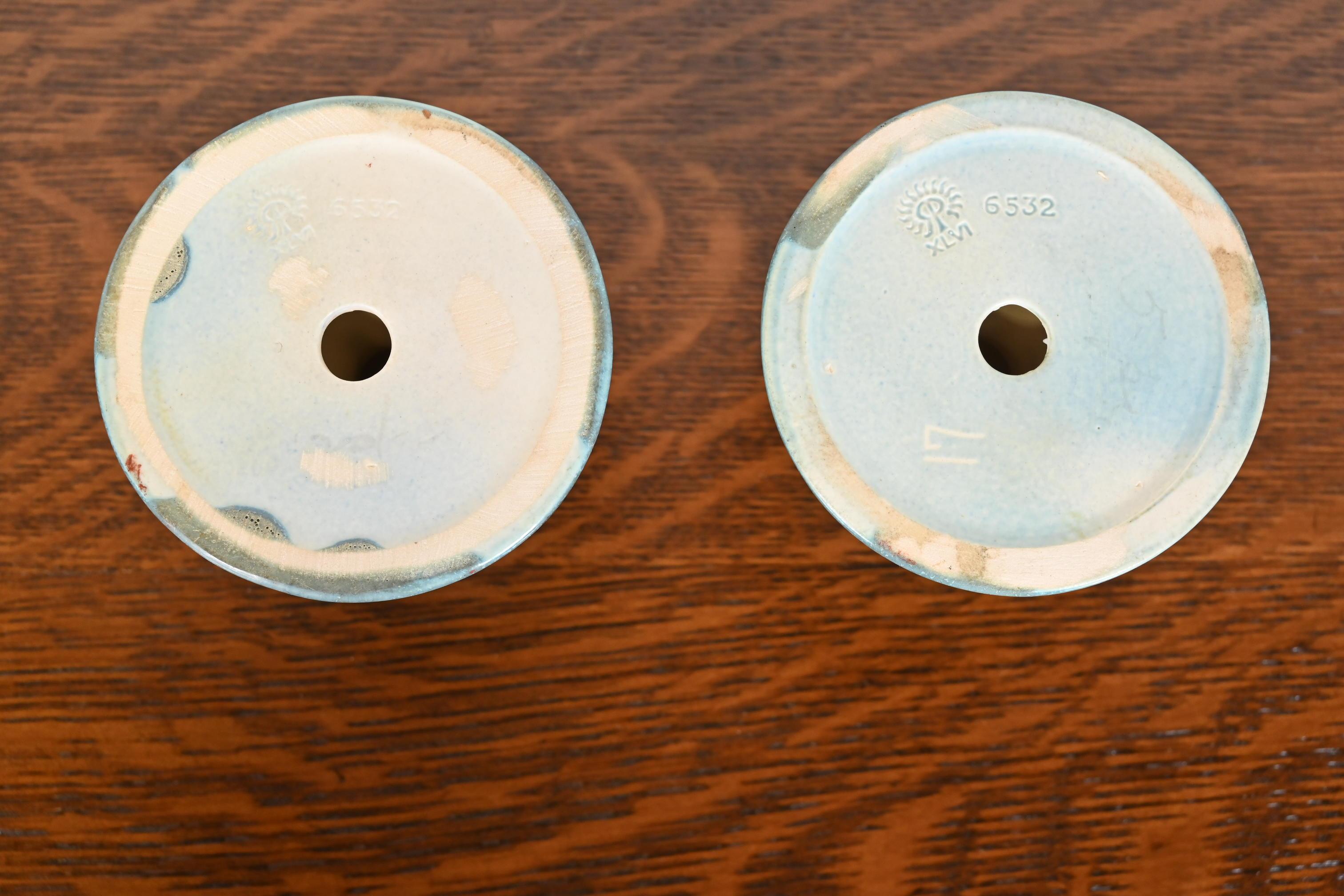 Bougeoirs Arts & Crafts en céramique émaillée Rookwood Pottery, 1946 en vente 3