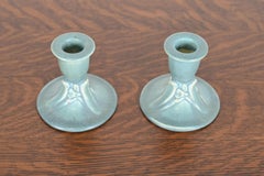 Candeleros de cerámica esmaltada Arts & Crafts de Rookwood Pottery, 1946