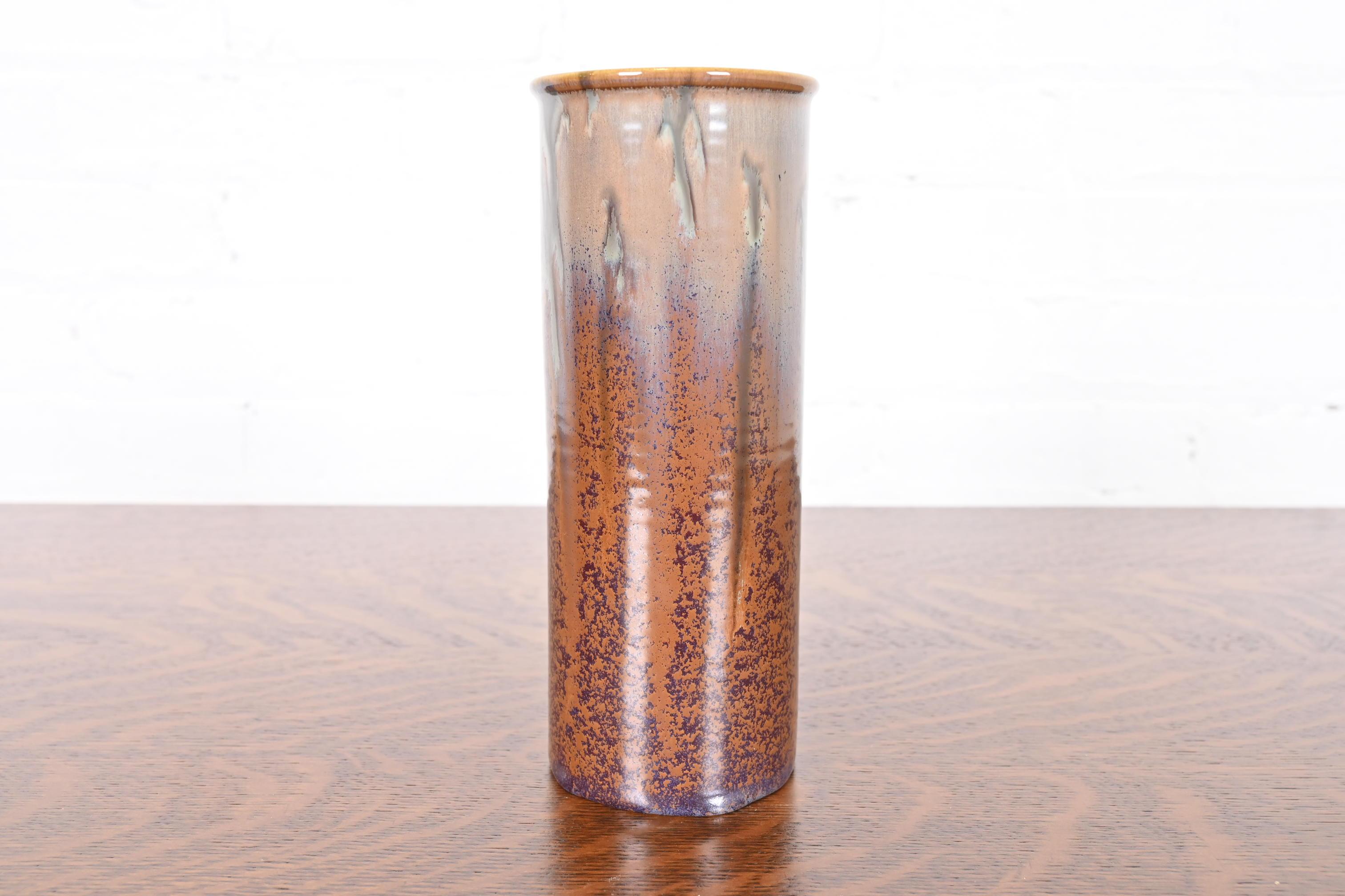 Rookwood Pottery Arts & Crafts Vase aus glasierter Keramik, 1932 im Angebot 4