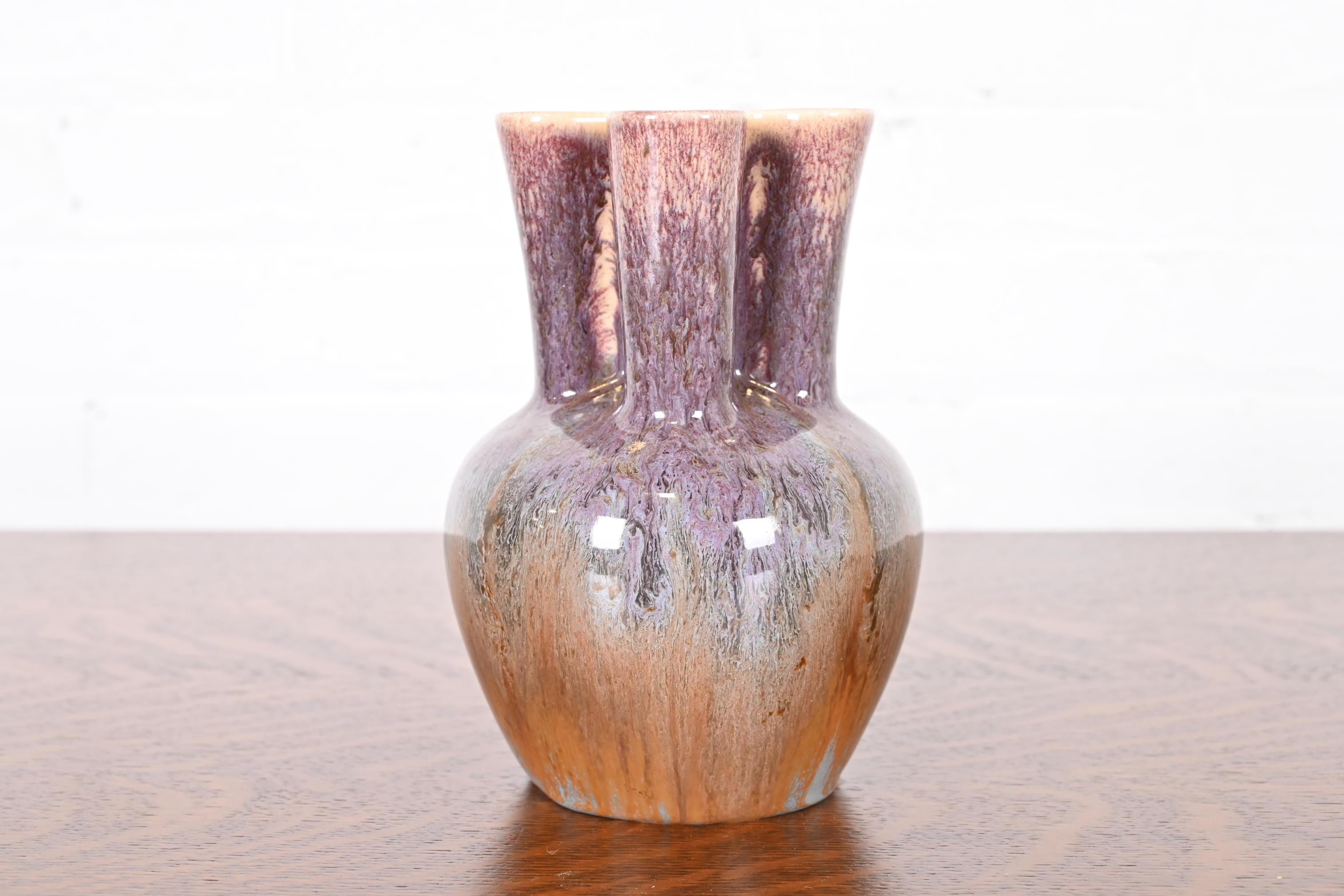Arts and Crafts Vase en céramique émaillée Arts & Crafts de Rookwood Pottery, 1951 en vente