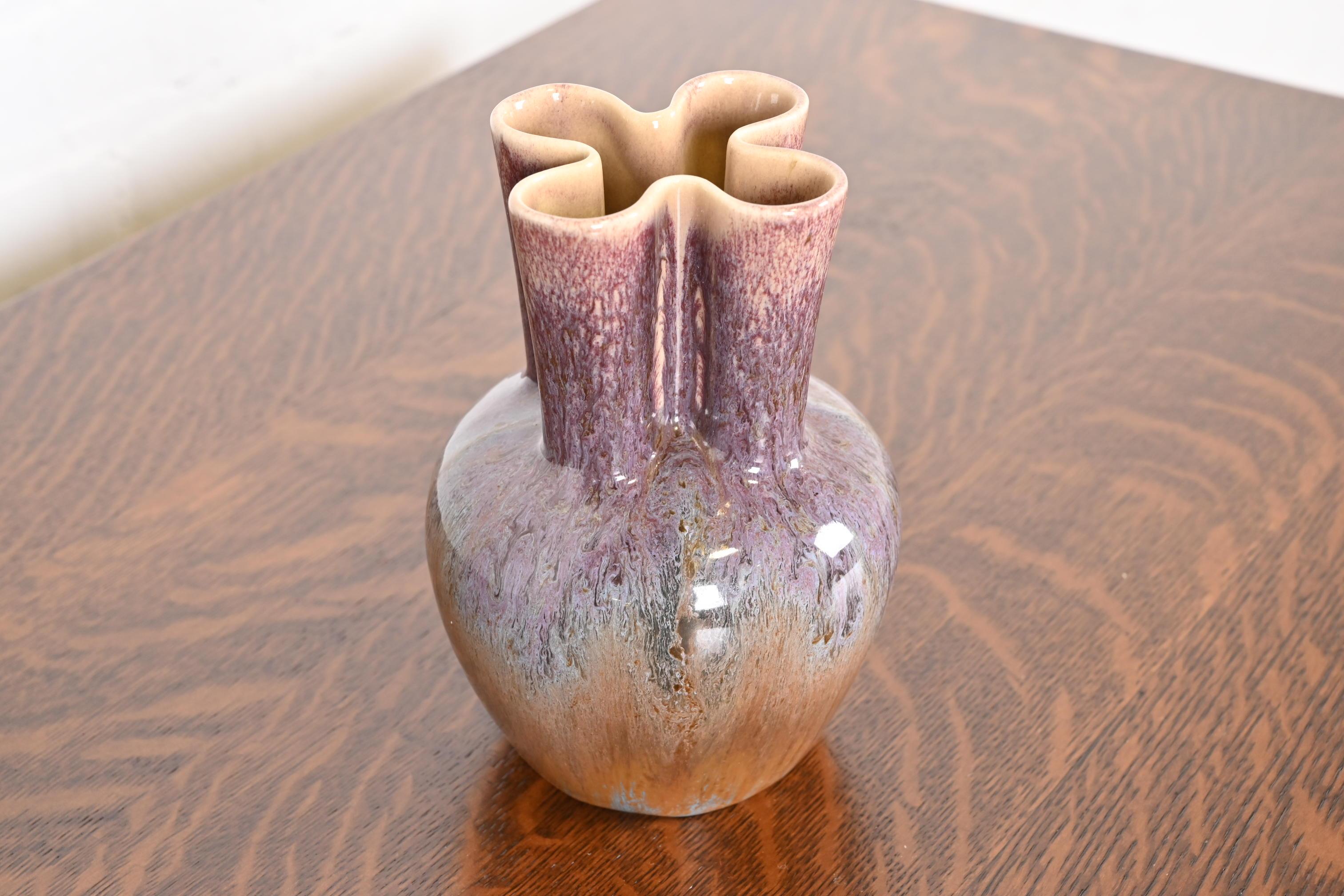 Rookwood Pottery Arts & Crafts Vase aus glasierter Keramik, 1951 (Glasiert) im Angebot