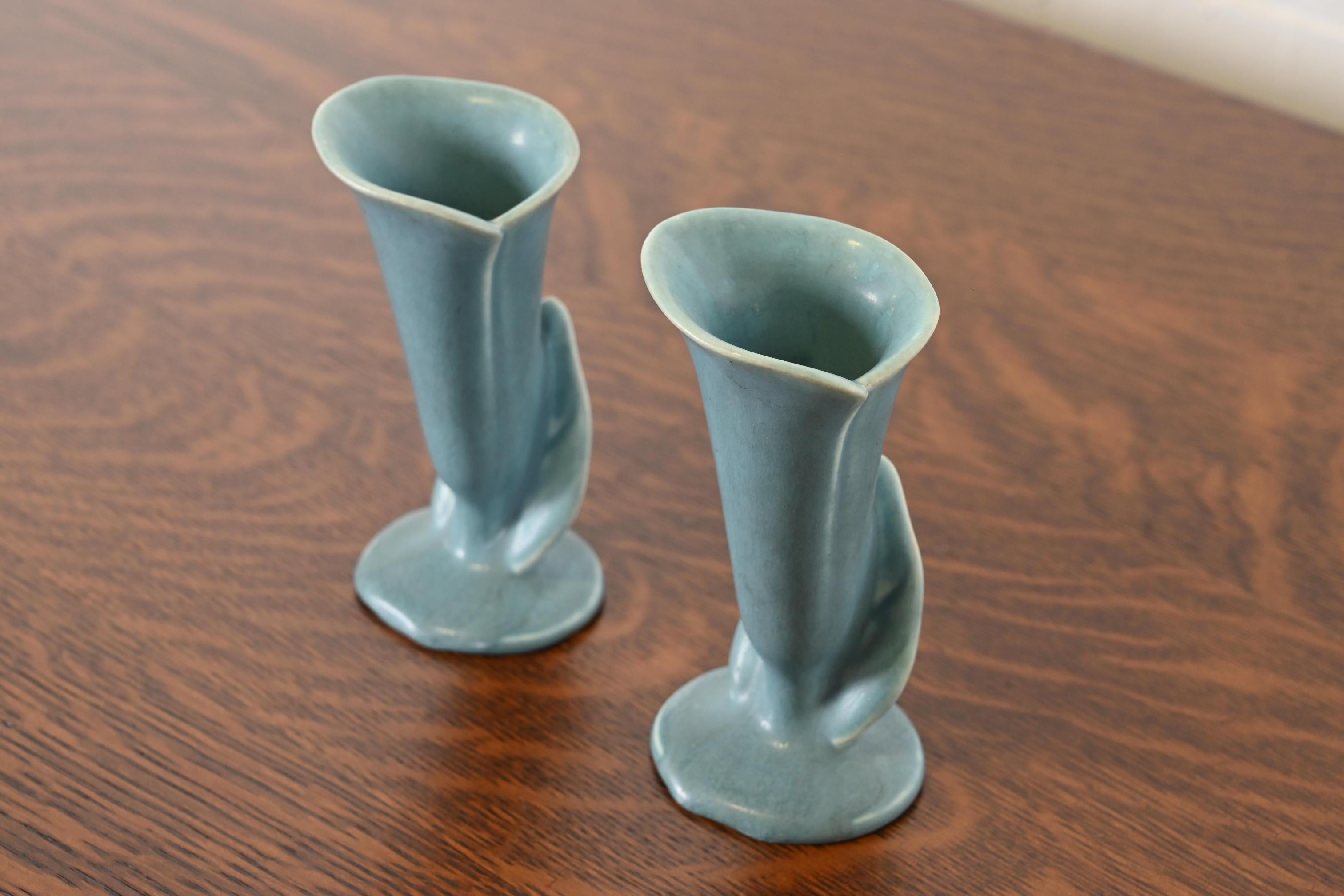 Arts and Crafts Vasi in ceramica smaltata Rookwood Pottery Arts & Crafts, 1949 in vendita