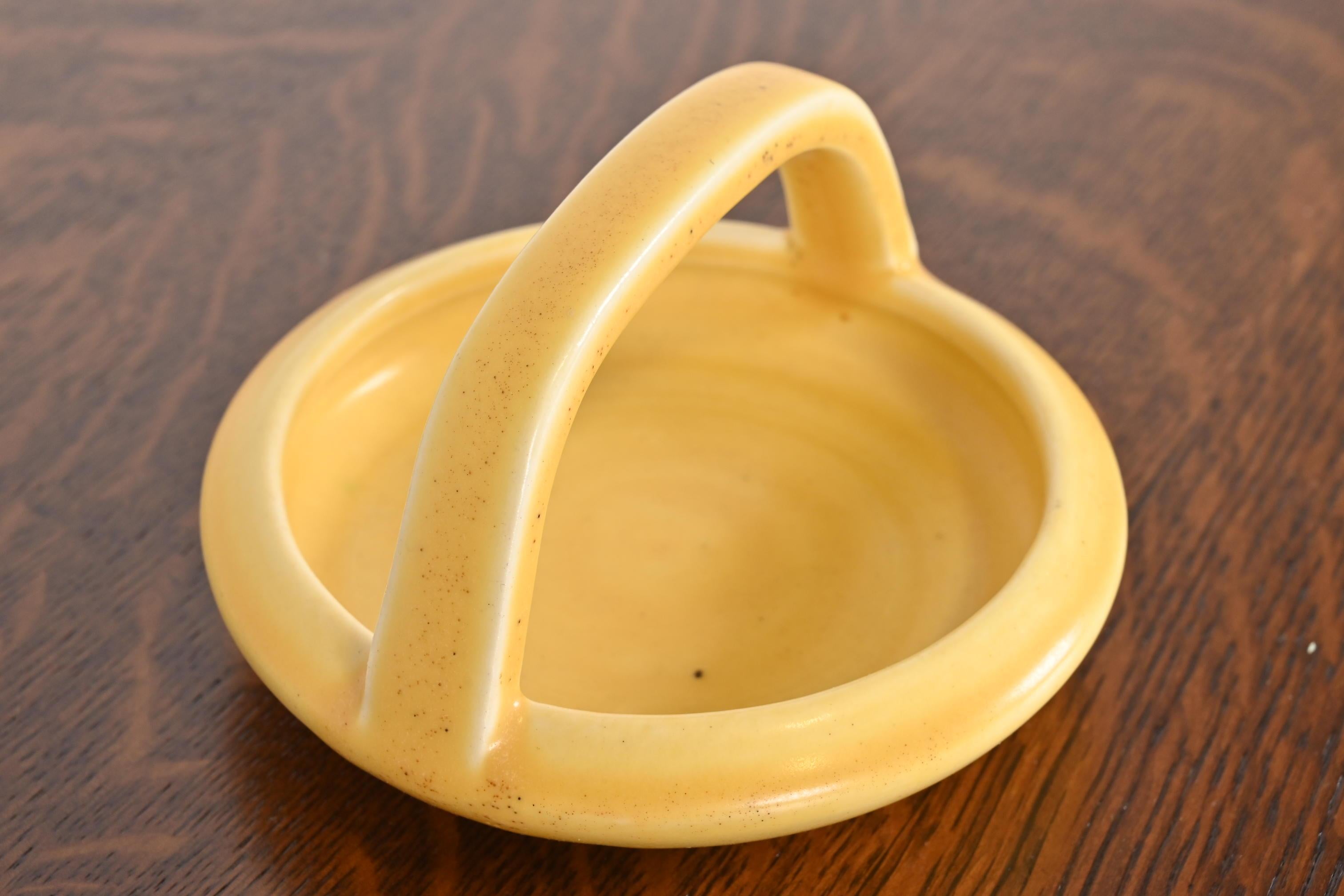 Early 20th Century Rookwood Pottery Arts & Crafts Glazed Ceramic Yellow Handled Bowl or Ashtray For Sale