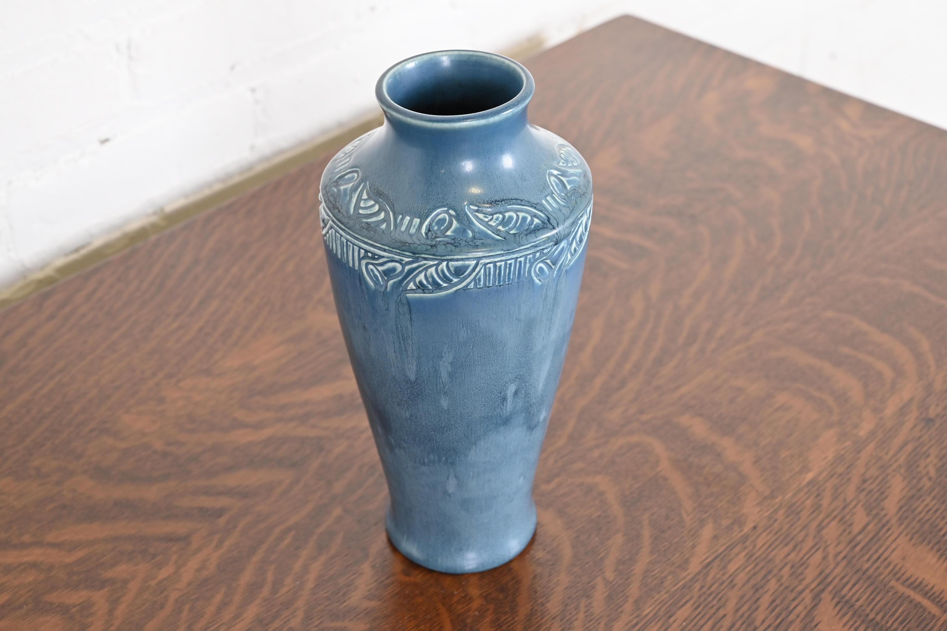 Rookwood Pottery Arts & Crafts Large Glazed Ceramic Floral Decorated Vase, 1919 For Sale 1