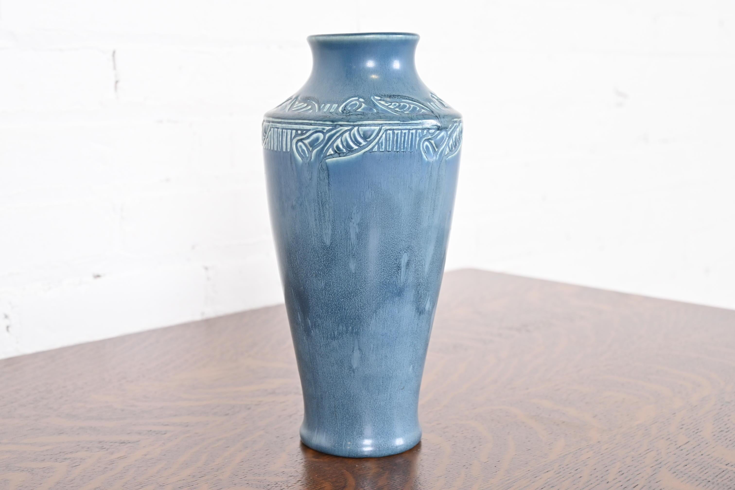 Rookwood Pottery Arts & Crafts Large Glazed Ceramic Floral Decorated Vase, 1919 For Sale 2