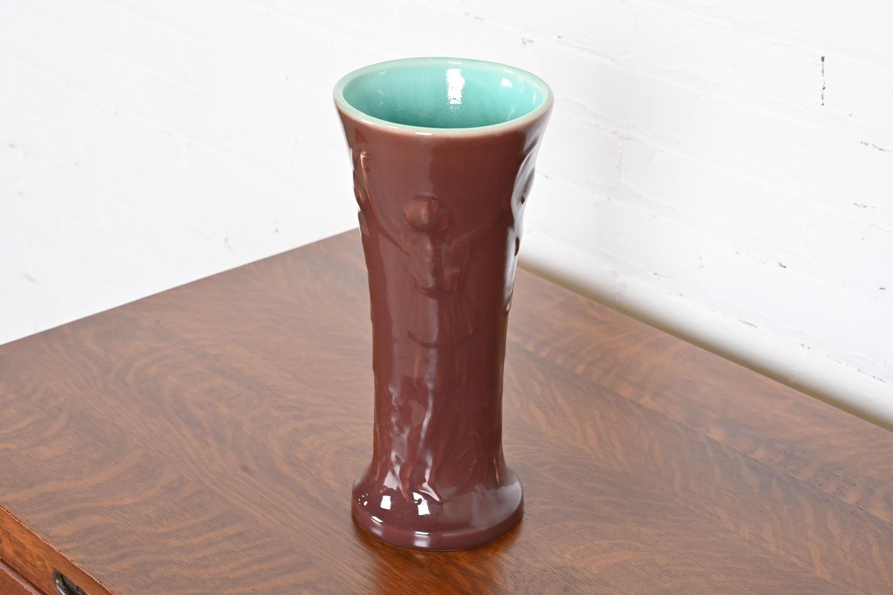 Rookwood Pottery Louise Abel Arts & Crafts Keramikvase mit tanzenden Frauen, 1921 im Zustand „Gut“ im Angebot in South Bend, IN