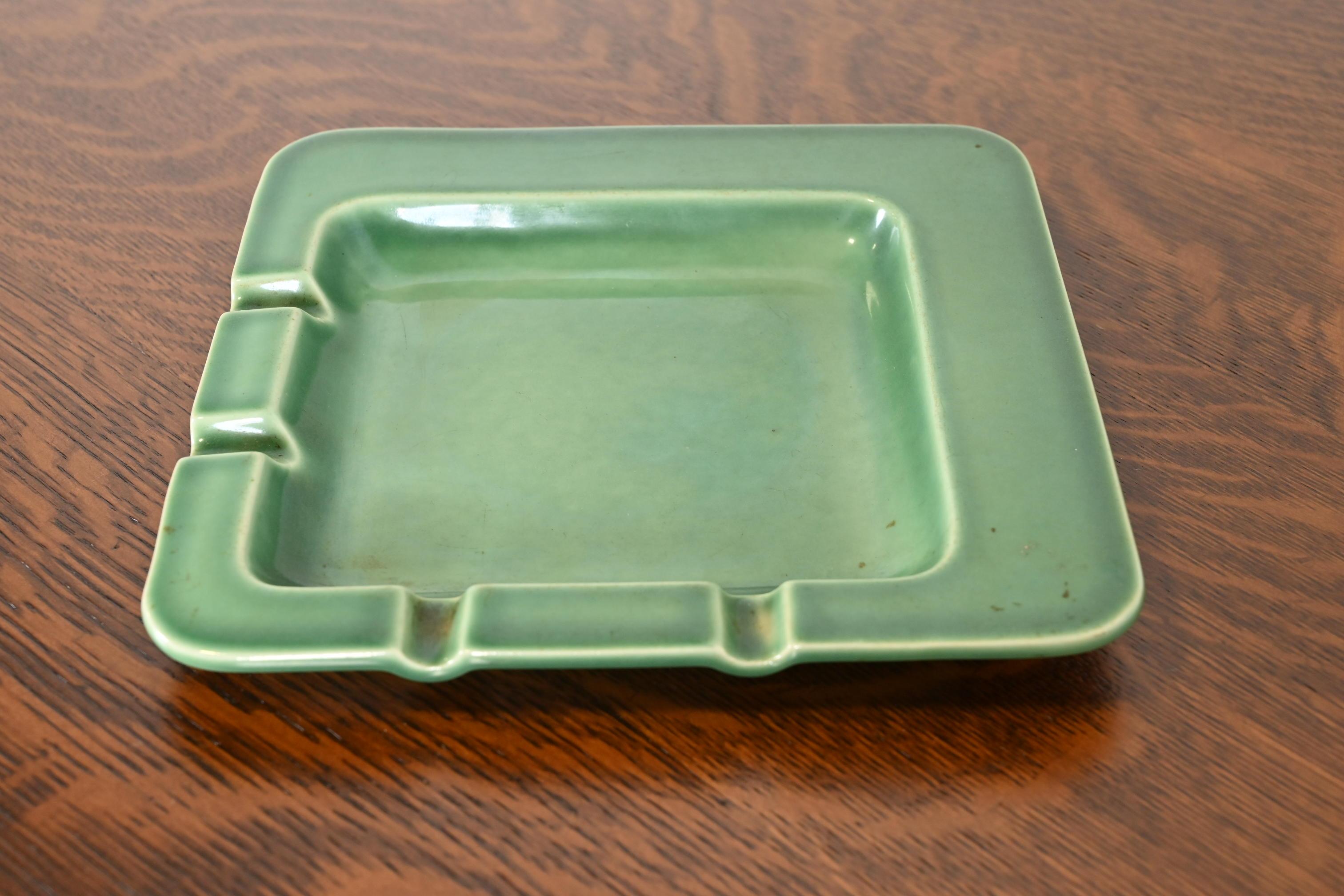 American Rookwood Pottery Mid-Century Large Glazed Ceramic Ash Tray, 1955 For Sale