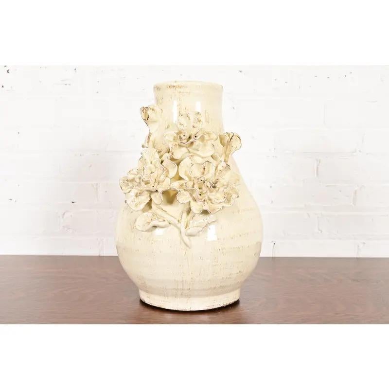 Américain Vase à fleurs en poterie de style Arts & Crafts de Rookwood Pottery, Circa 1940s en vente