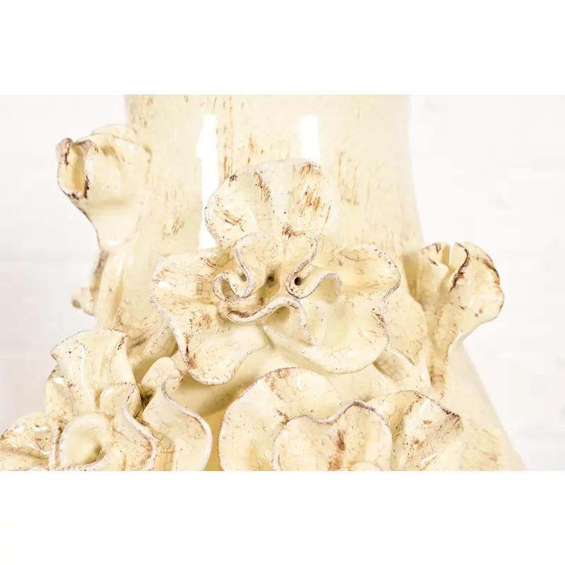 Vase à fleurs en poterie de style Arts & Crafts de Rookwood Pottery, Circa 1940s Bon état - En vente à South Bend, IN