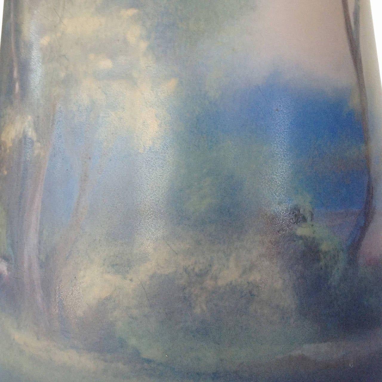 Vase à glaçage vélin de la poterie Rookwood:: vers 1925 en vente 1