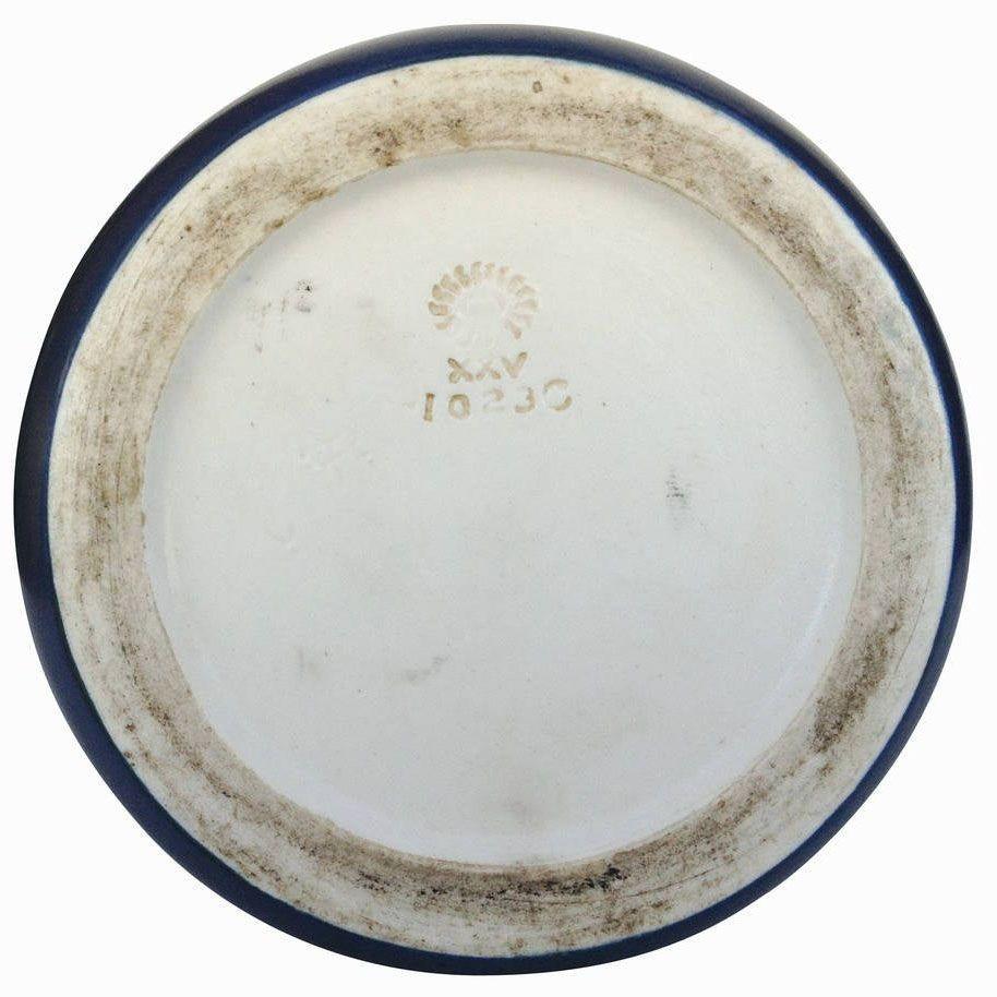 Vase à glaçage vélin de la poterie Rookwood:: vers 1925 en vente 2