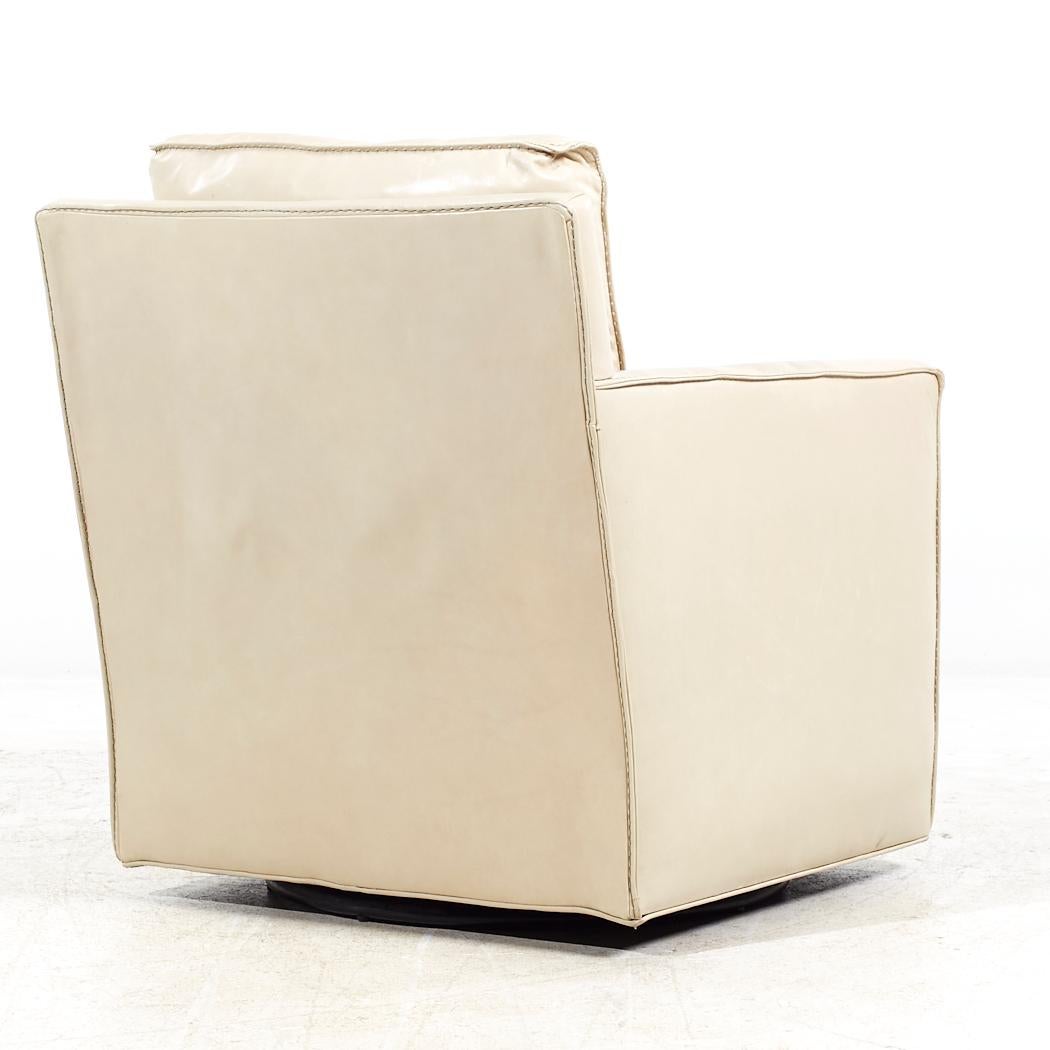 room and board lounge chairs