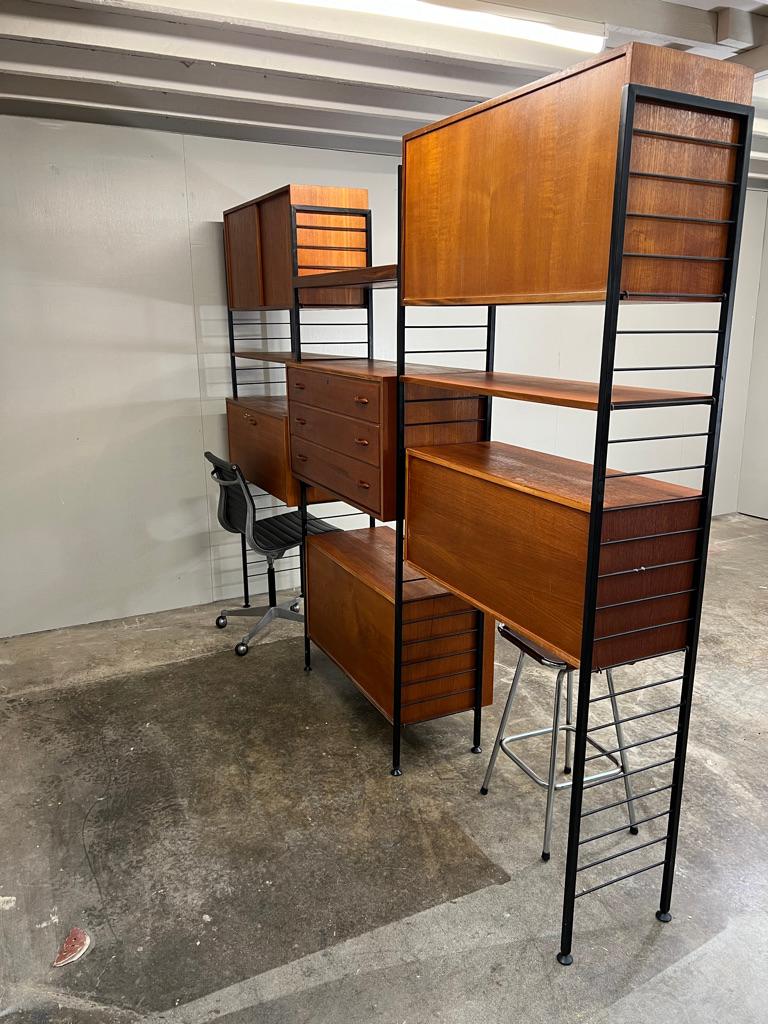 Room devider Sistema di scrivanie a scaffale freestanding ricercato da Staples  1960's in vendita 6