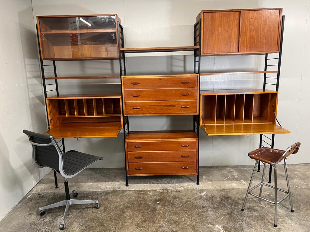 Room devider Sistema di scrivanie a scaffale freestanding ricercato da Staples  1960's in vendita 1