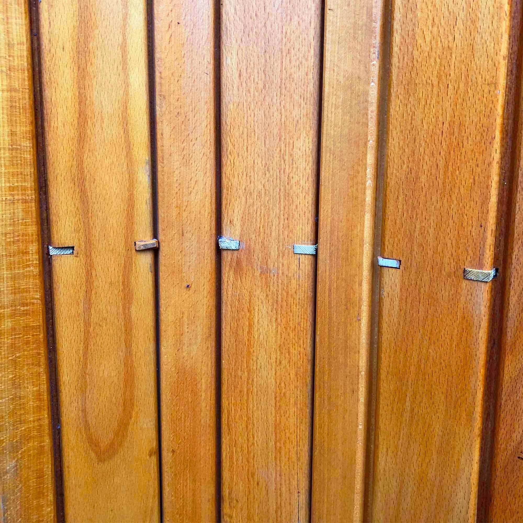 Raumteiler oder Paravent aus Holz (Deutsch)