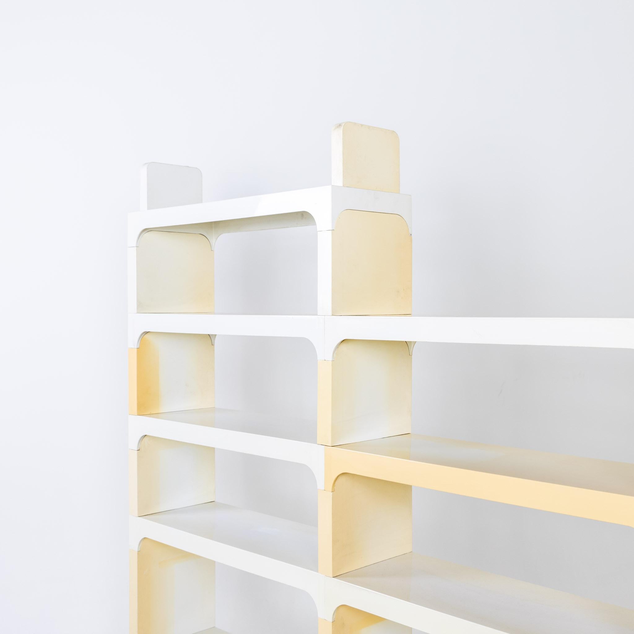 kartell shelf
