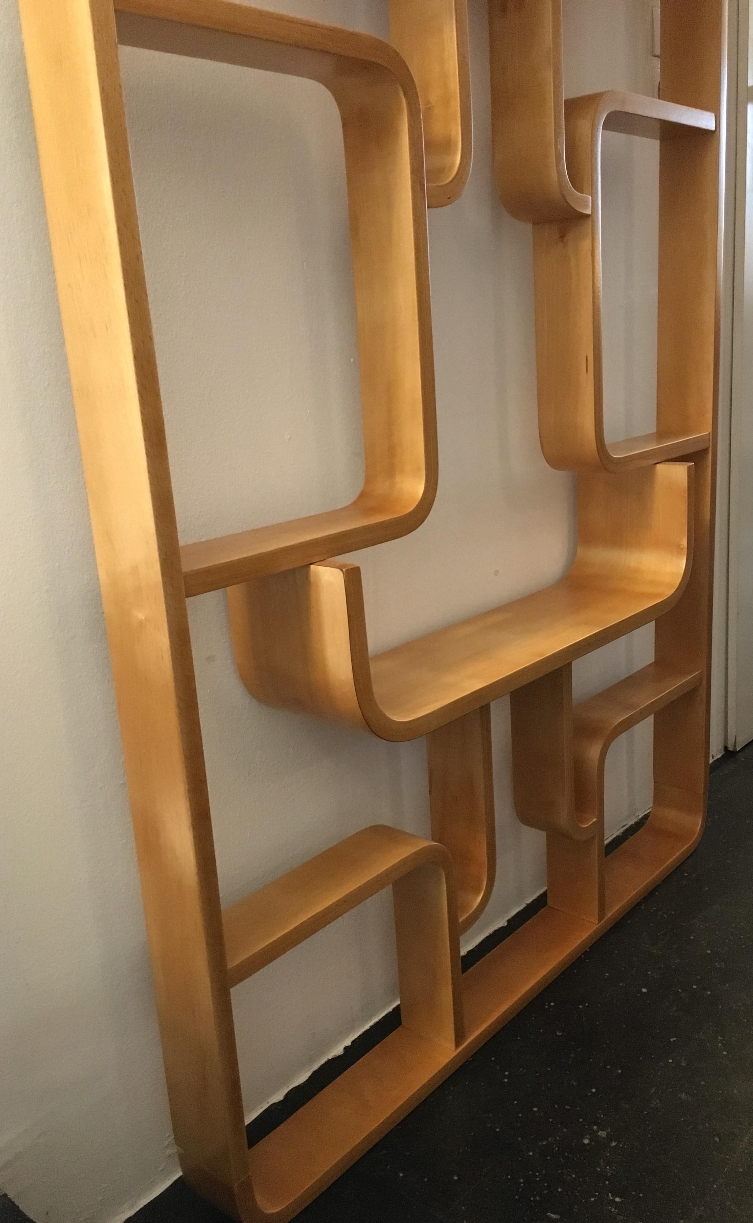 Room Divider Wall Unit by Ludvik Volak for Holesov, Maple Veneer, 1960, Restored In Excellent Condition In Wien, AT