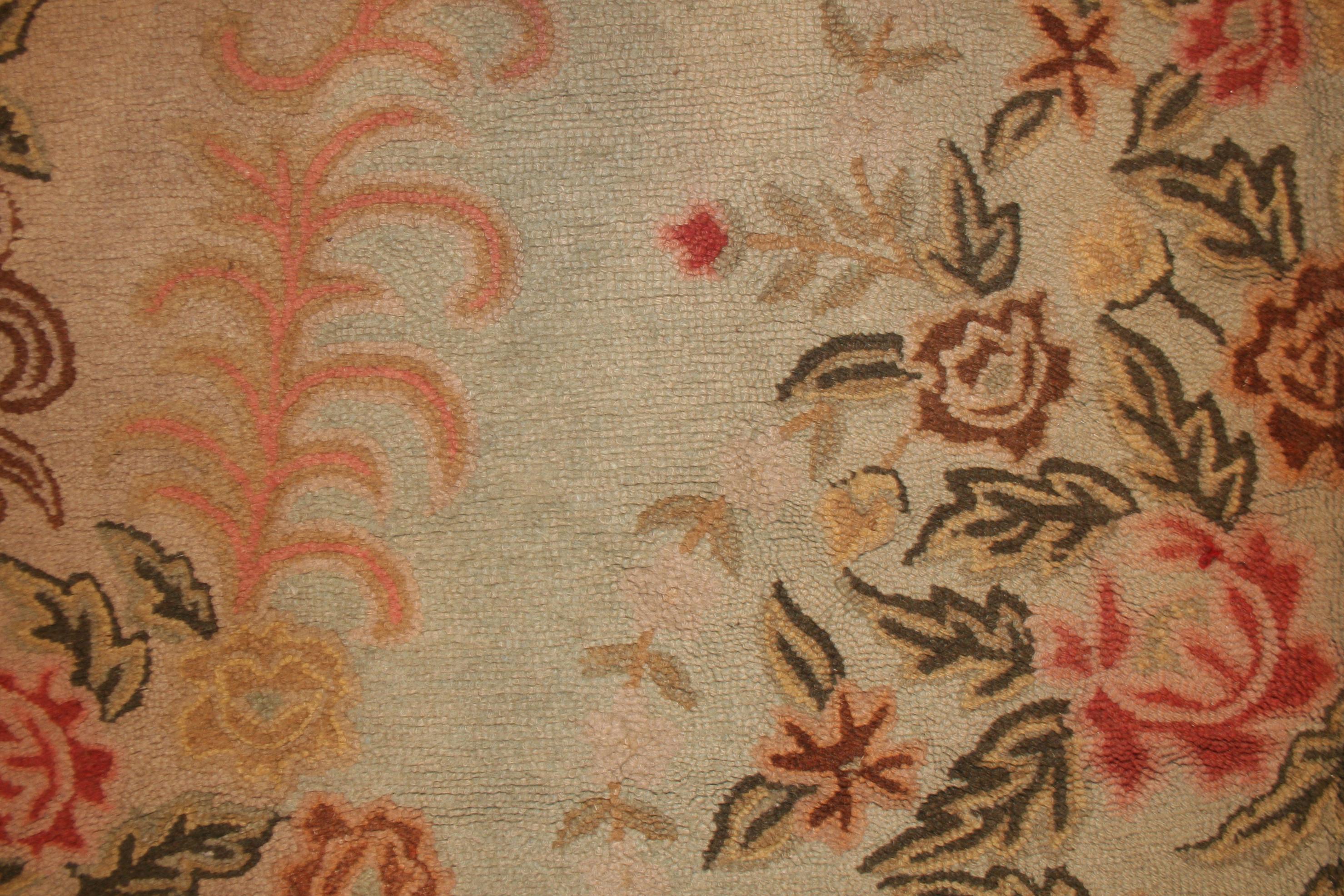 20th Century Room Size American Hooked Rug with Soft Colors For Sale