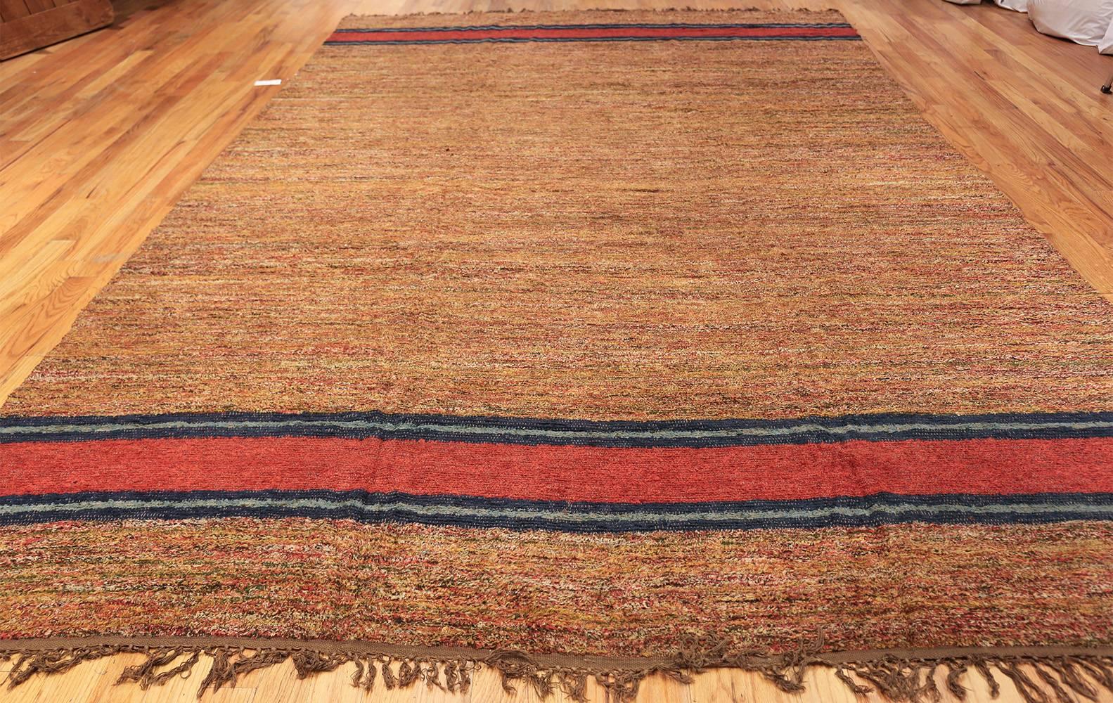 Beautiful Room Size Antique American Chenille Carpet, Country of Origin / Rug Type: American Rug, Circa Date: 1870 – Size: 8 ft 8 in x 13 ft 9 in (2.64 m x 4.19 m).