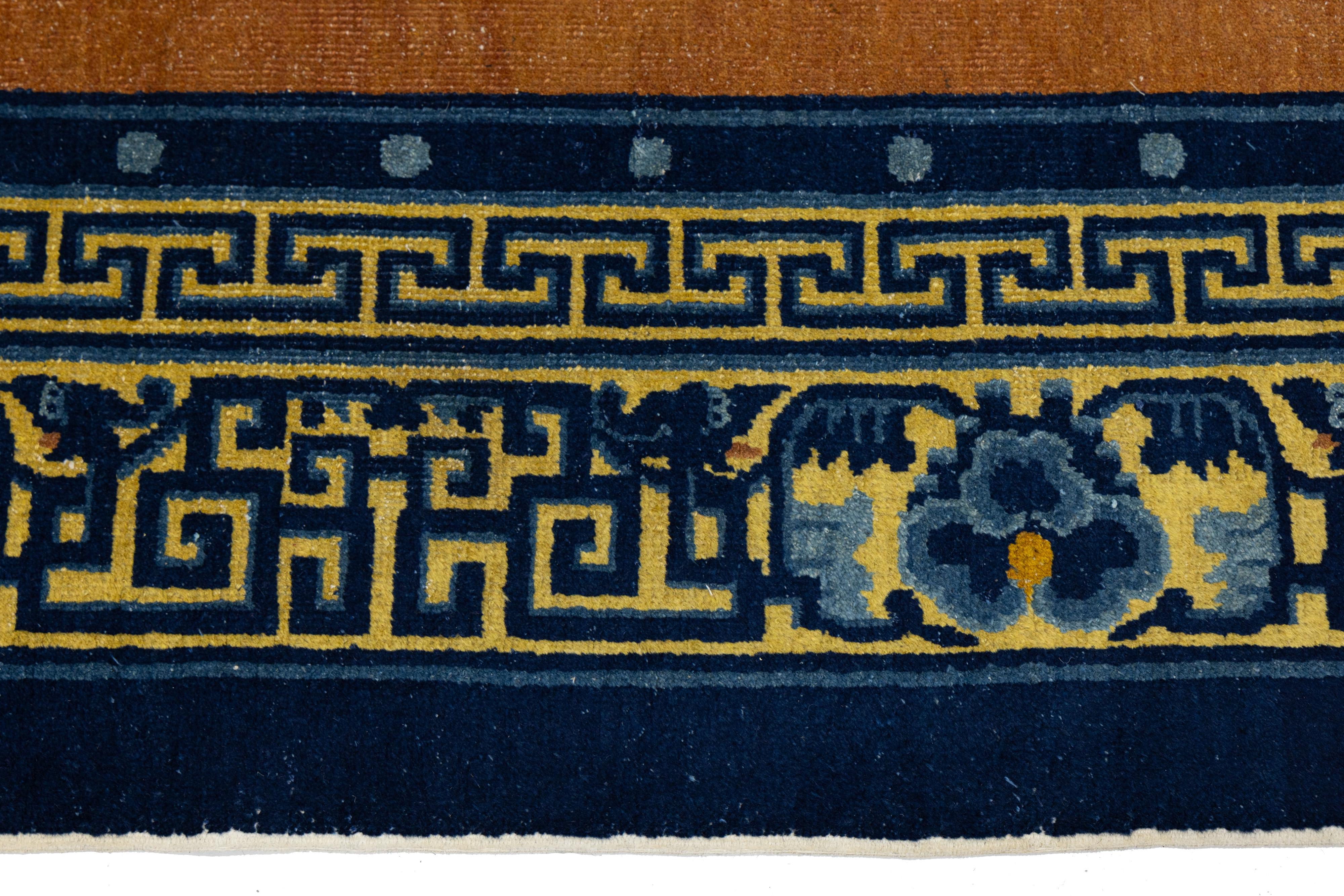 Room Size Antique Chinese Wool Rug In warm Brown With Mythical Motifs (Tapis chinois ancien en laine avec des motifs mythiques) en vente 2