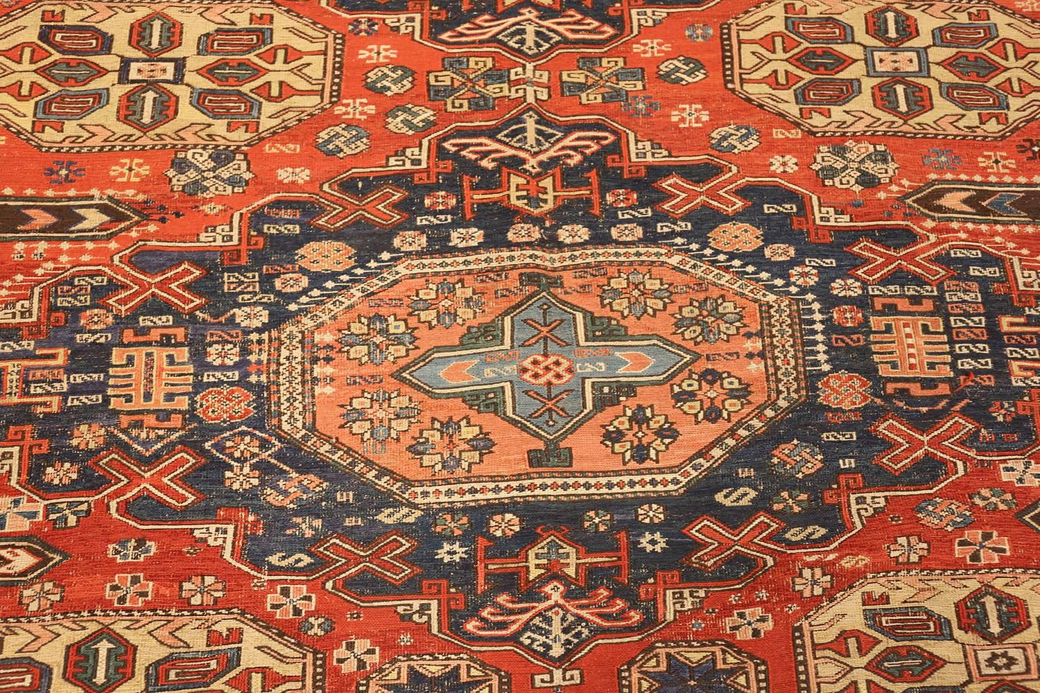 Antique Soumak Caucasian Rug. Size: 8 ft 2 in x 10 ft 2 in For Sale 1