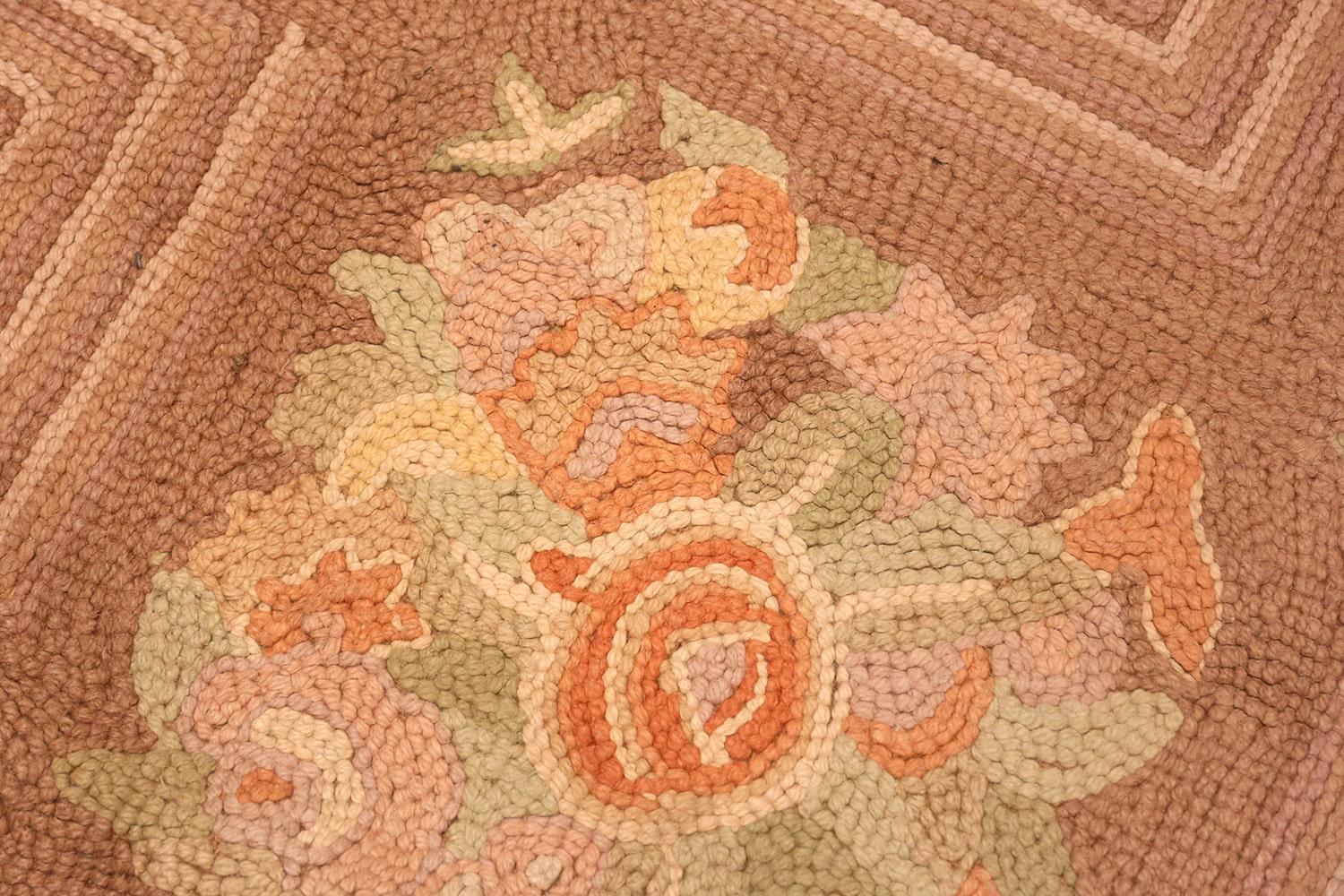 20th Century Room Size Floral Pattern Antique American Hooked Rug 8'9